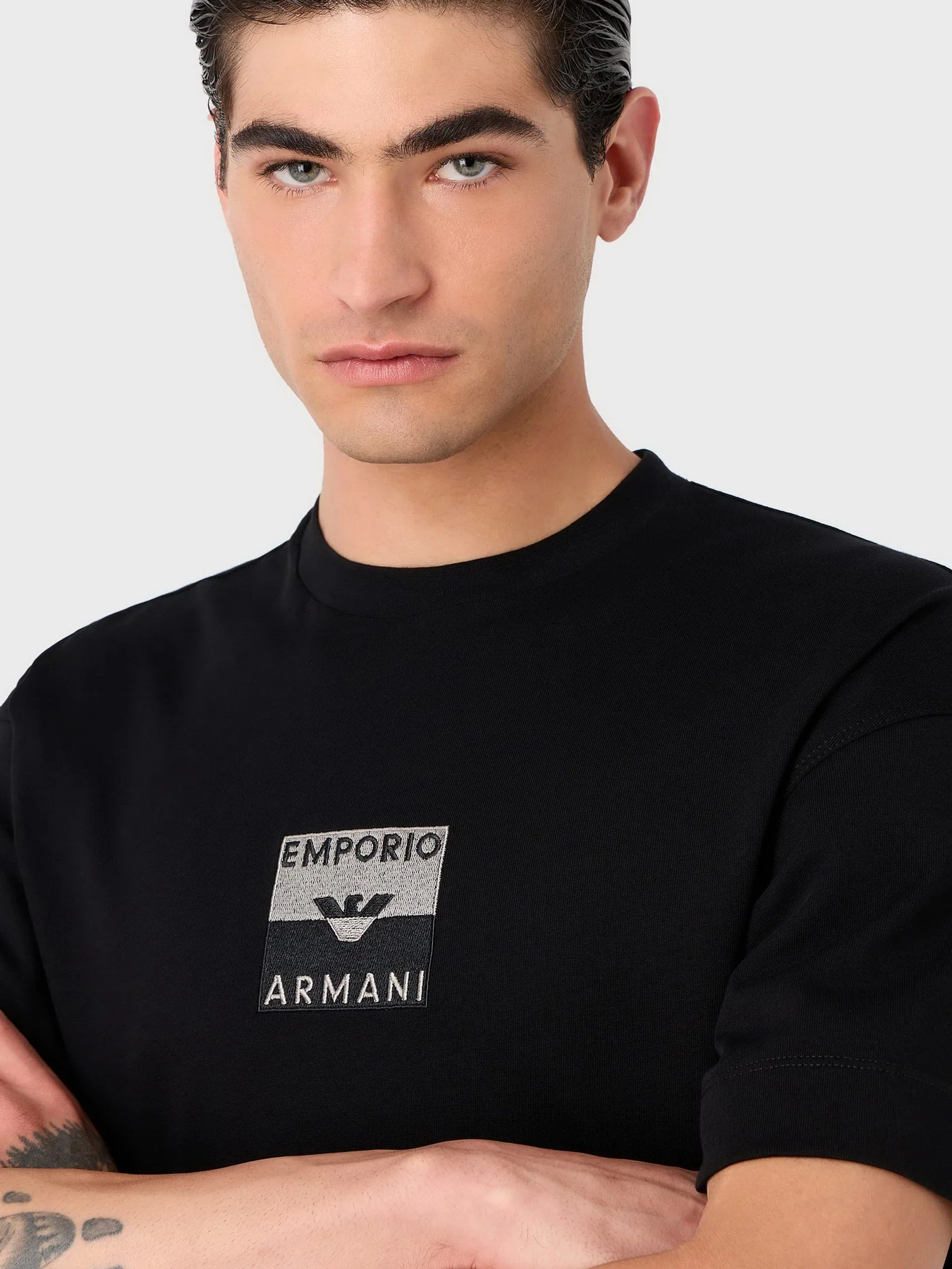 Футболки и поло Emporio Armani модель 6R1TDK-1JWZZ-0999 Футболки и поло Emporio Armani модель 6R1TDK-1JWZZ-0999 Фото