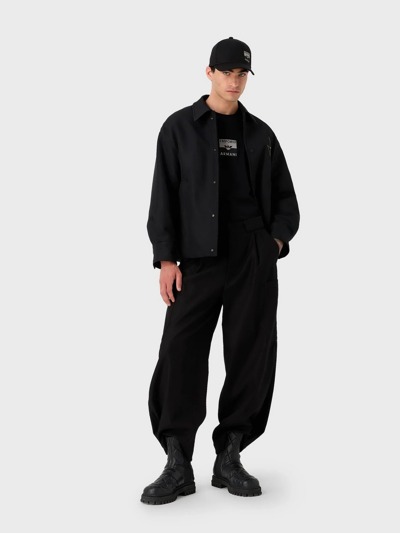 Футболки и поло Emporio Armani модель 6R1TDK-1JWZZ-0999 Футболки и поло Emporio Armani модель 6R1TDK-1JWZZ-0999 Фото
