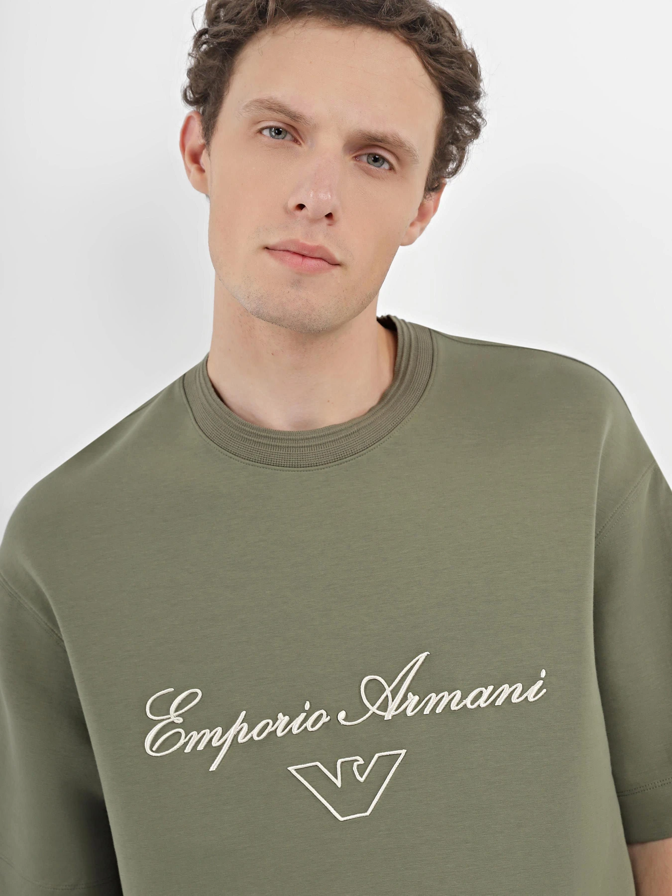 Футболки и поло Emporio Armani модель 6R1TDL-1JHSZ-06C2 Фото