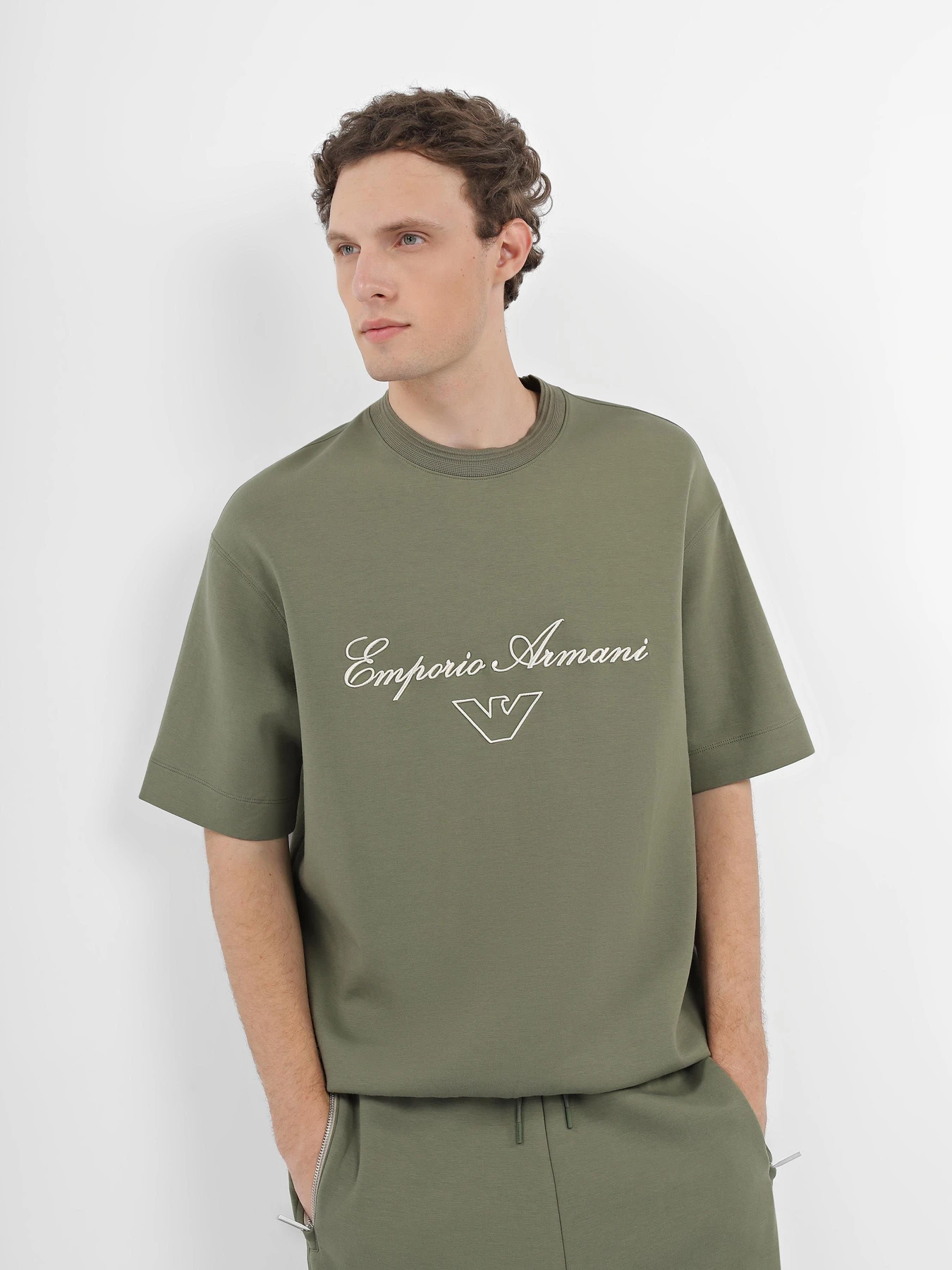 Футболки и поло Emporio Armani модель 6R1TDL-1JHSZ-06C2 Фото