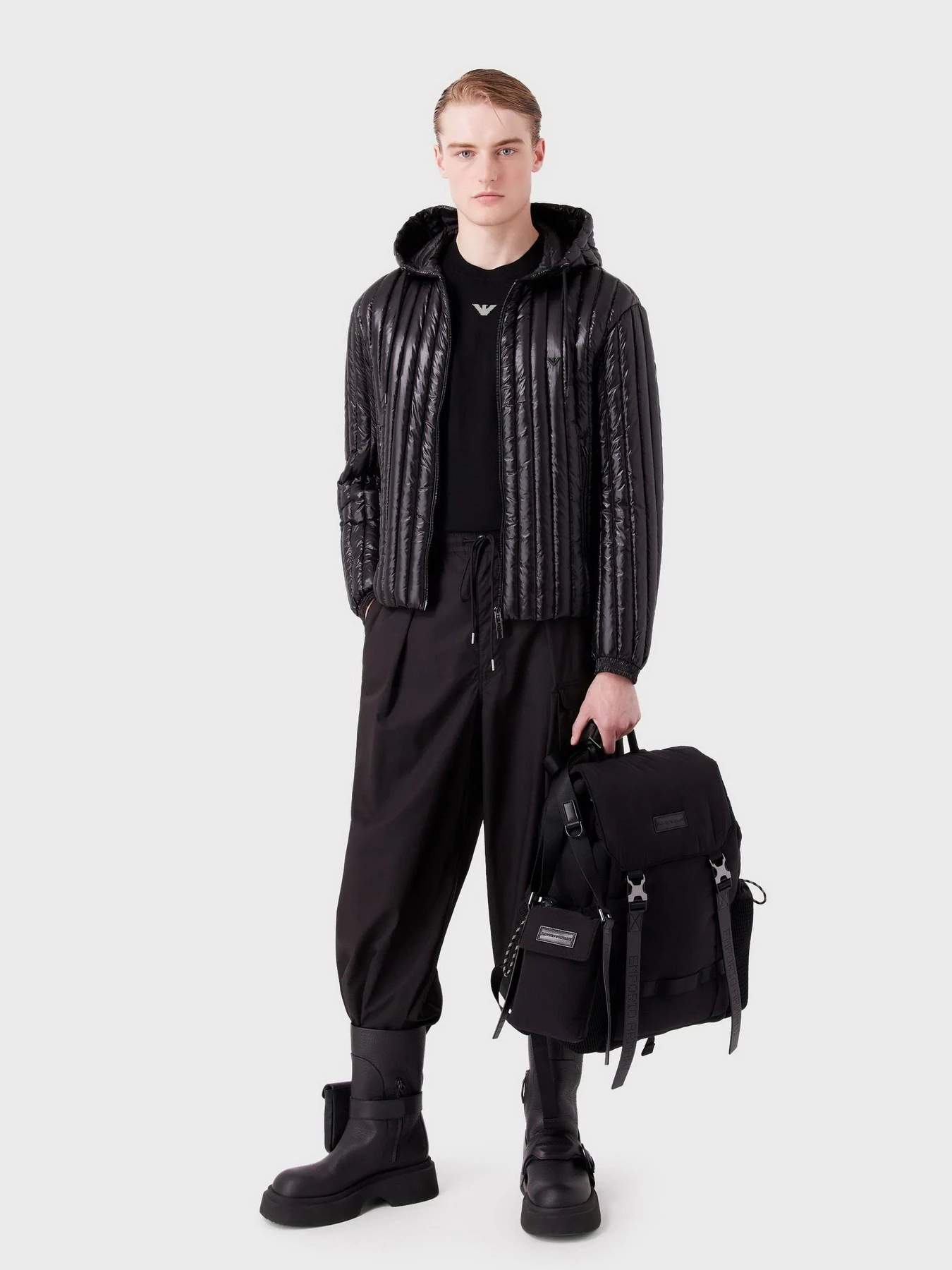 Куртки и дубленки Emporio Armani модель 6R1B79-1NKZZ-0999 Куртки и дубленки Emporio Armani модель 6R1B79-1NKZZ-0999 Фото
