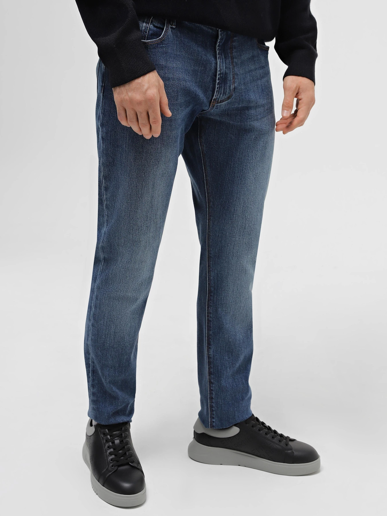 Джинсы Emporio Armani J06 модель 6R1J06-1DRHZ-0942 Джинсы Emporio Armani J06 модель 6R1J06-1DRHZ-0942 Фото