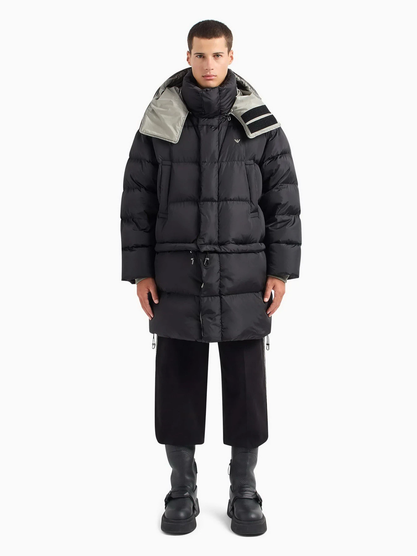 Куртки и дубленки Emporio Armani модель 6R1LC6-1NQTZ-0999 Куртки и дубленки Emporio Armani модель 6R1LC6-1NQTZ-0999 Фото