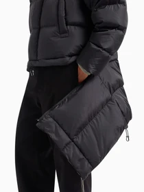 Куртки и дубленки Emporio Armani модель 6R1LC6-1NQTZ-0999 Фото