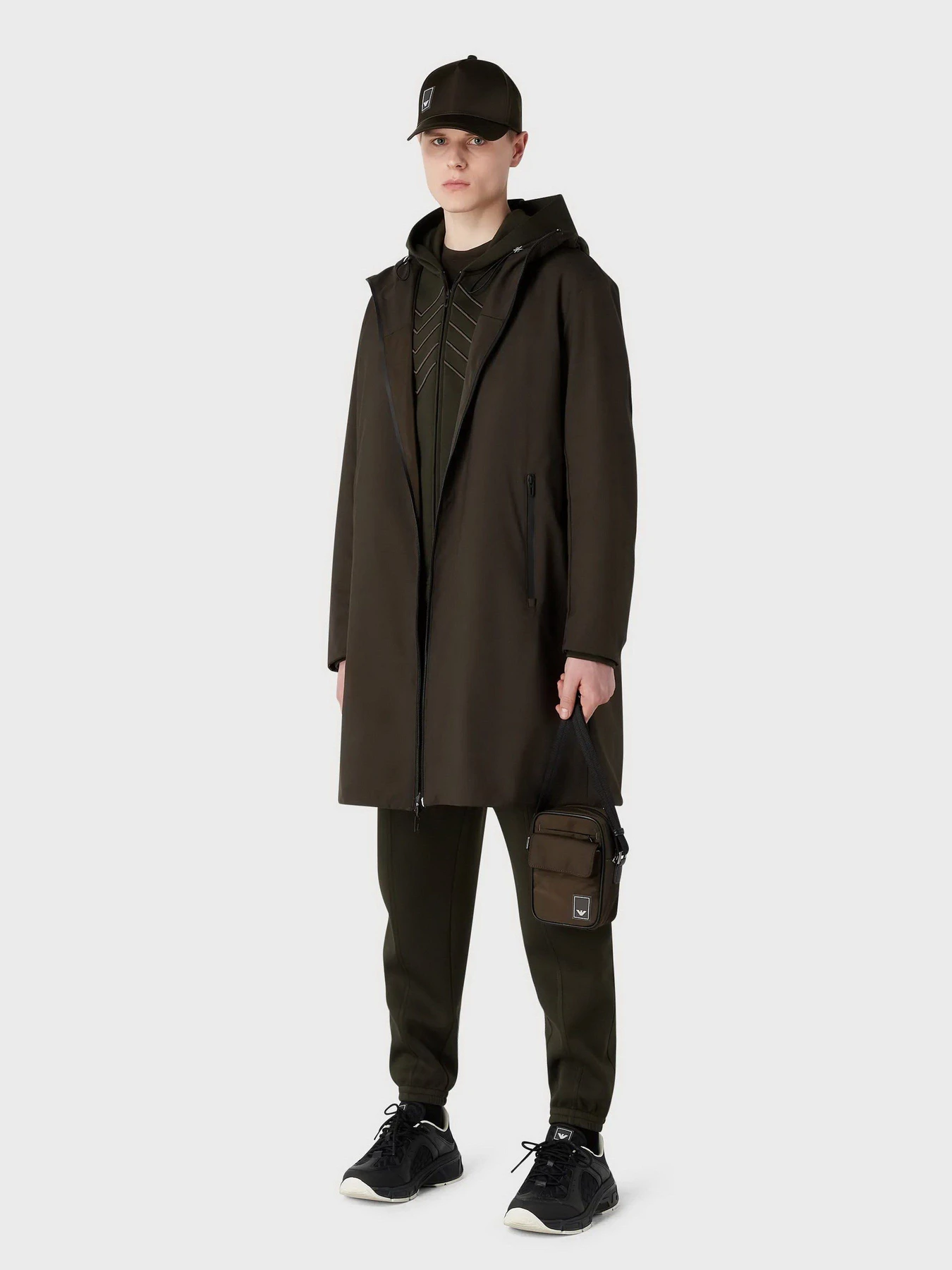 Худи и свитшоты Emporio Armani модель 6R1ME2-1JNWZ-0583 Худи и свитшоты Emporio Armani модель 6R1ME2-1JNWZ-0583 Фото