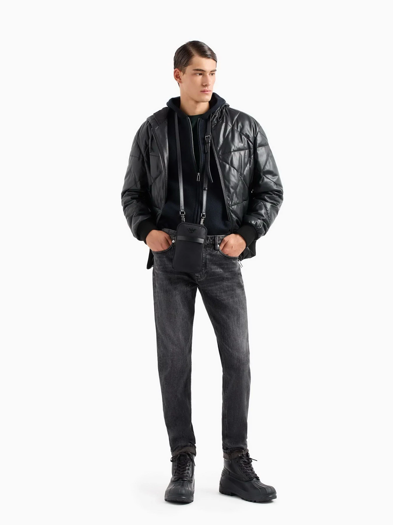 Худи и свитшоты Emporio Armani модель 6R1MX6-1MNAZ-0920 Худи и свитшоты Emporio Armani модель 6R1MX6-1MNAZ-0920 Фото