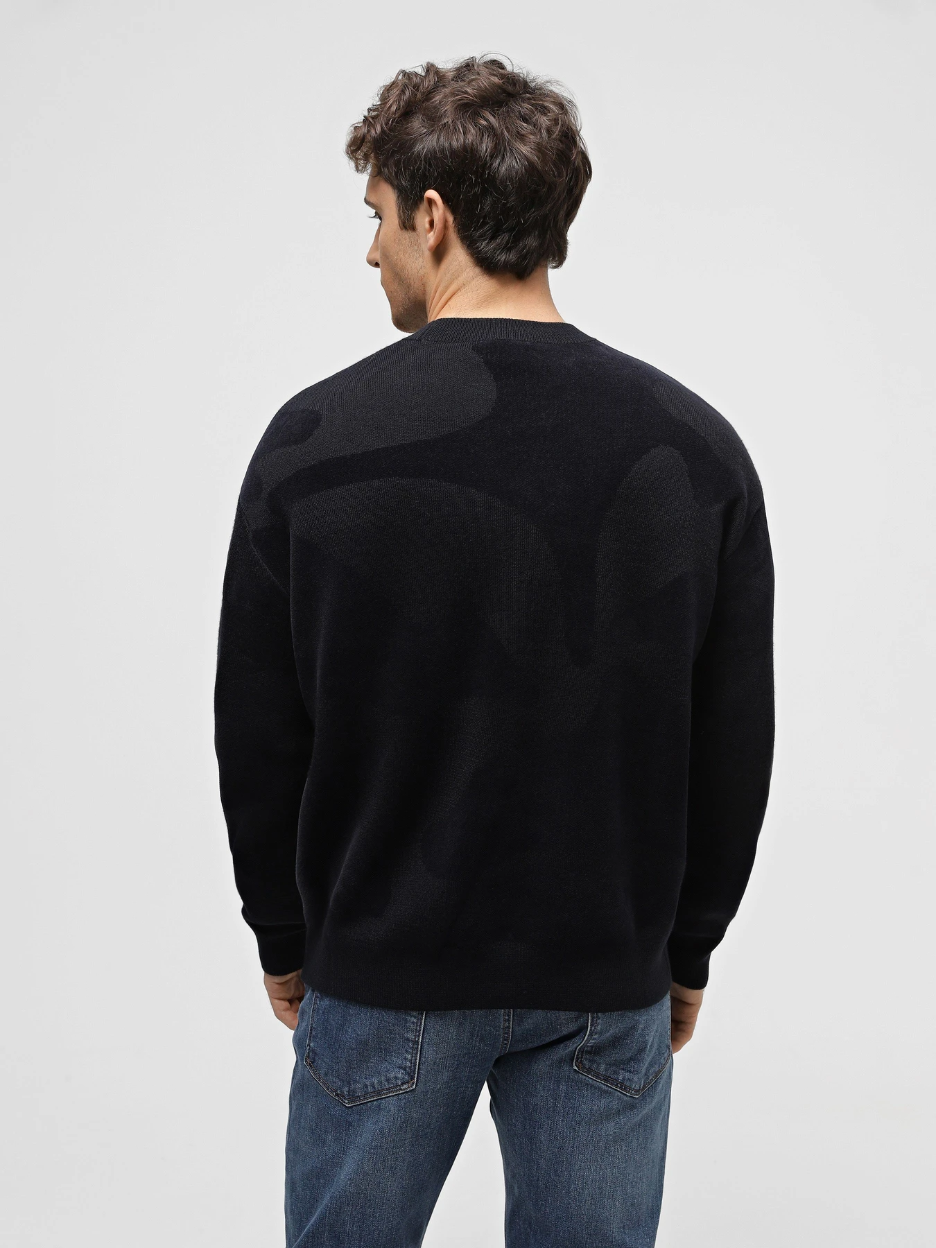 Свитры и кардиганы Emporio Armani модель 6R1MXM-1MNHZ-0920 Свитры и кардиганы Emporio Armani модель 6R1MXM-1MNHZ-0920 Фото