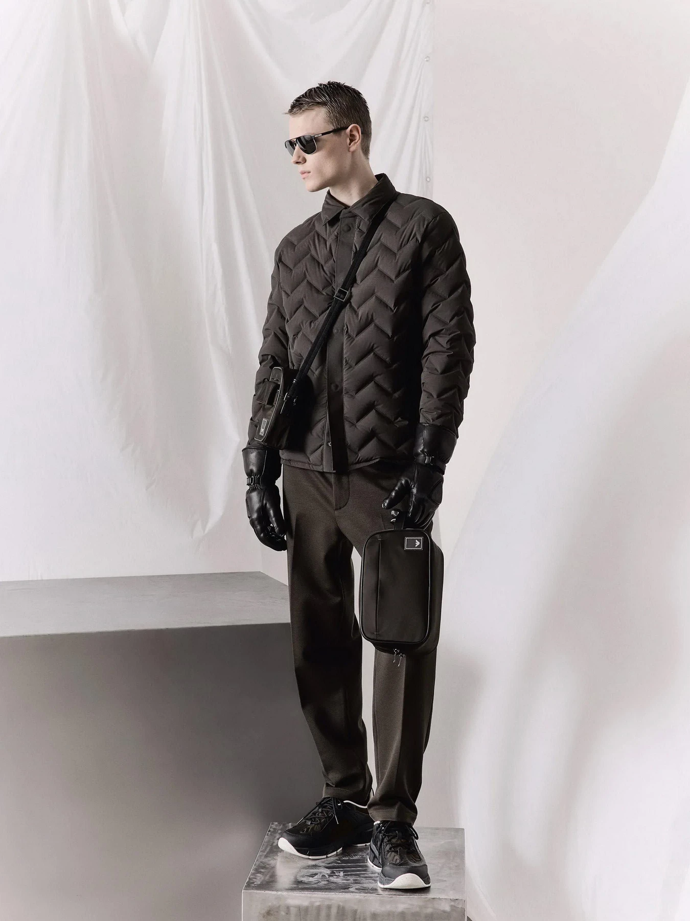 Штани Emporio Armani модель 6R1P62-1JOBZ-0583 Фото