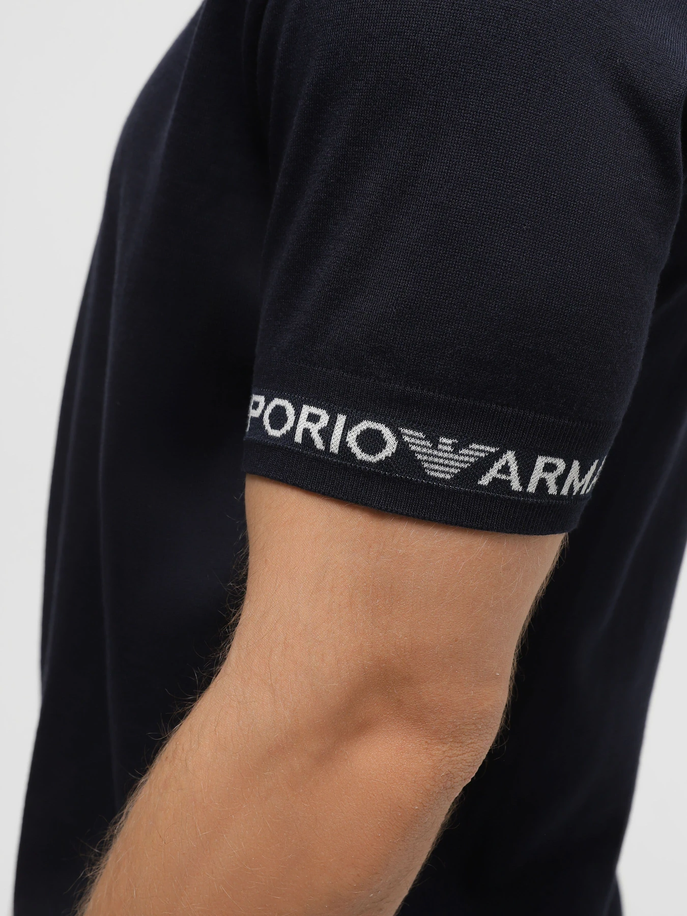 Футболки и поло Emporio Armani модель 6R1TEB-1JFIZ-0908 Фото