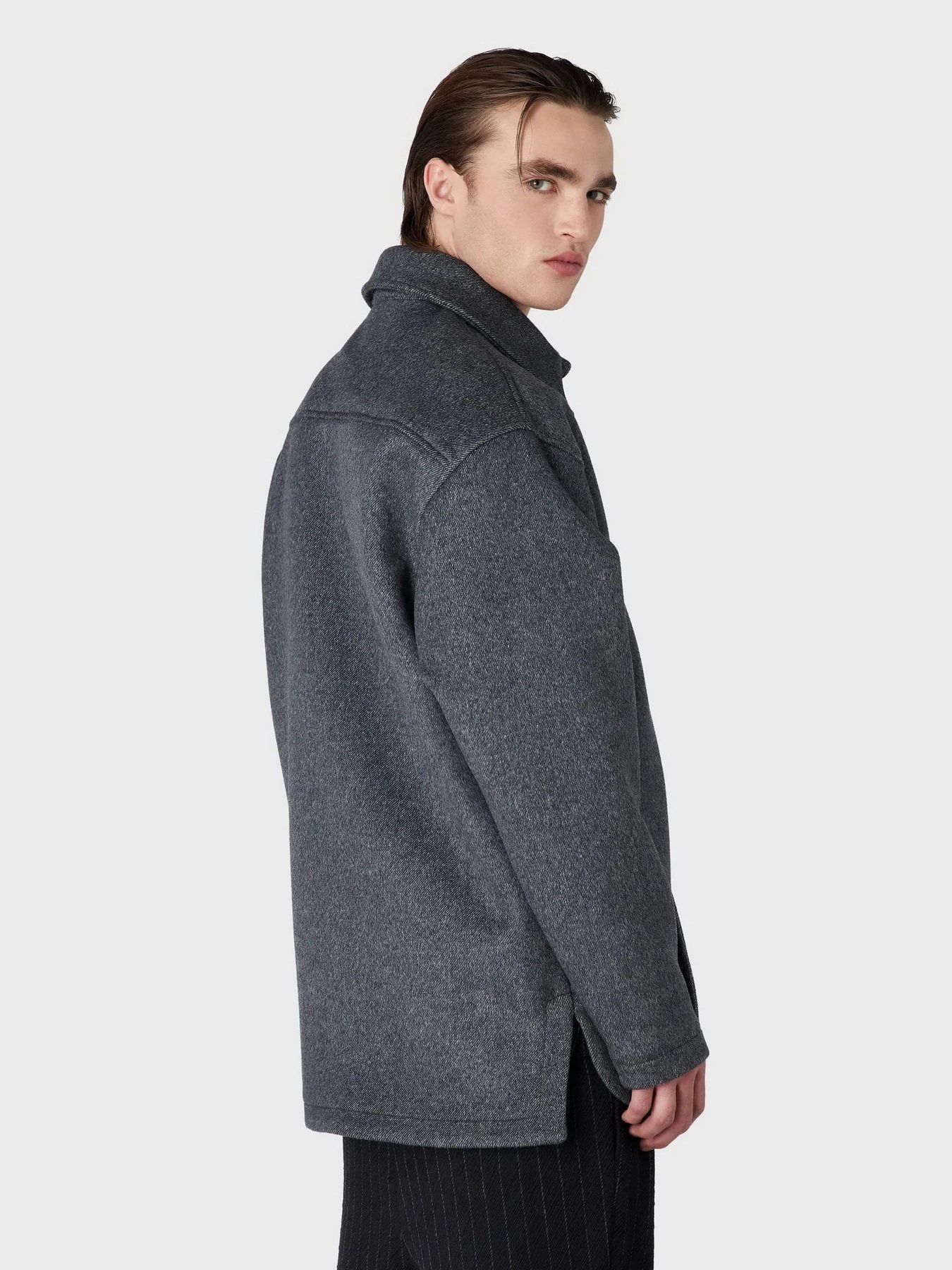 Пальта та плащі Emporio Armani модель H41R18-E1928-919 Пальта та плащі Emporio Armani модель H41R18-E1928-919 Фото