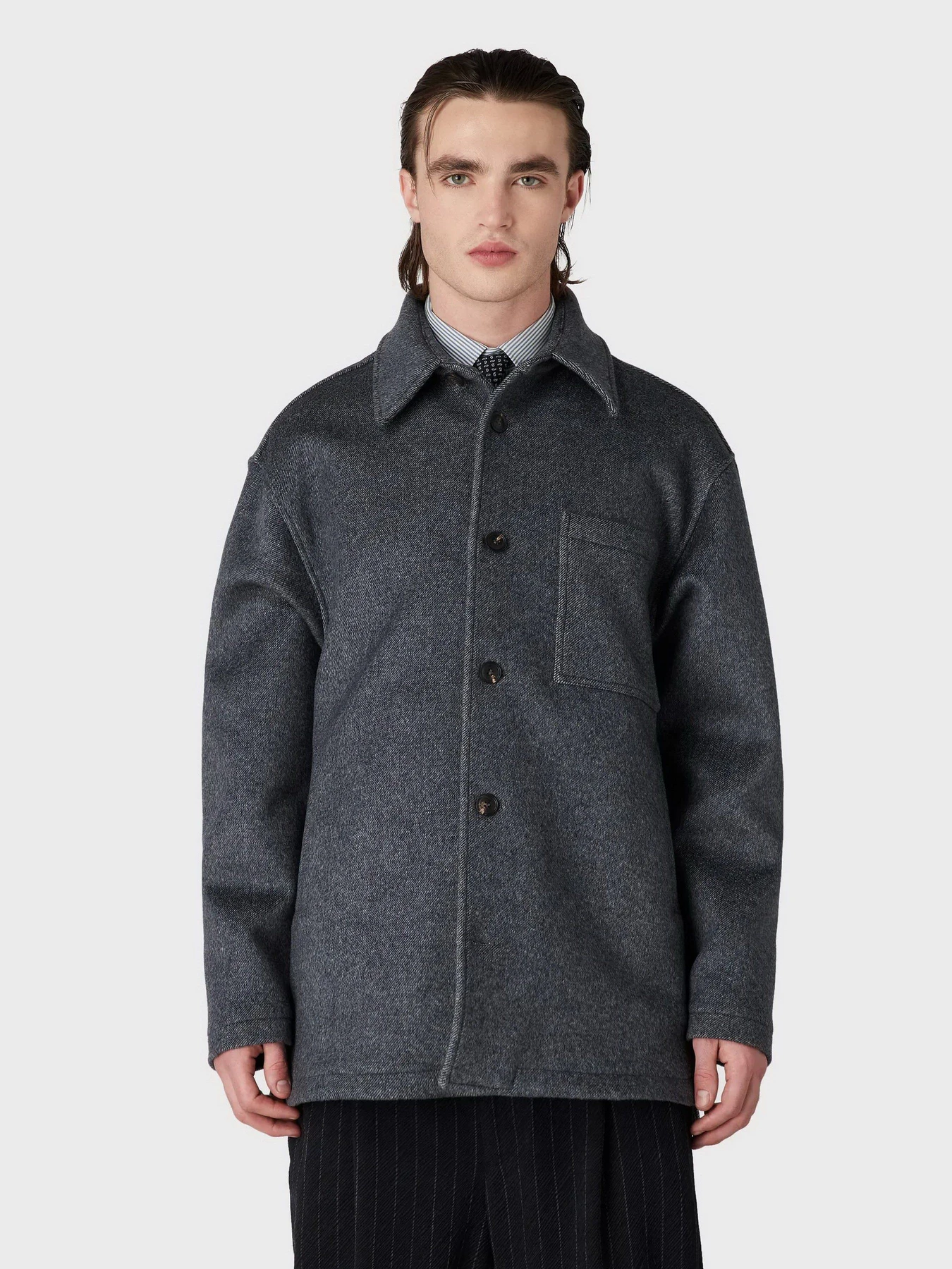 Пальта та плащі Emporio Armani модель H41R18-E1928-919 Пальта та плащі Emporio Armani модель H41R18-E1928-919 Фото