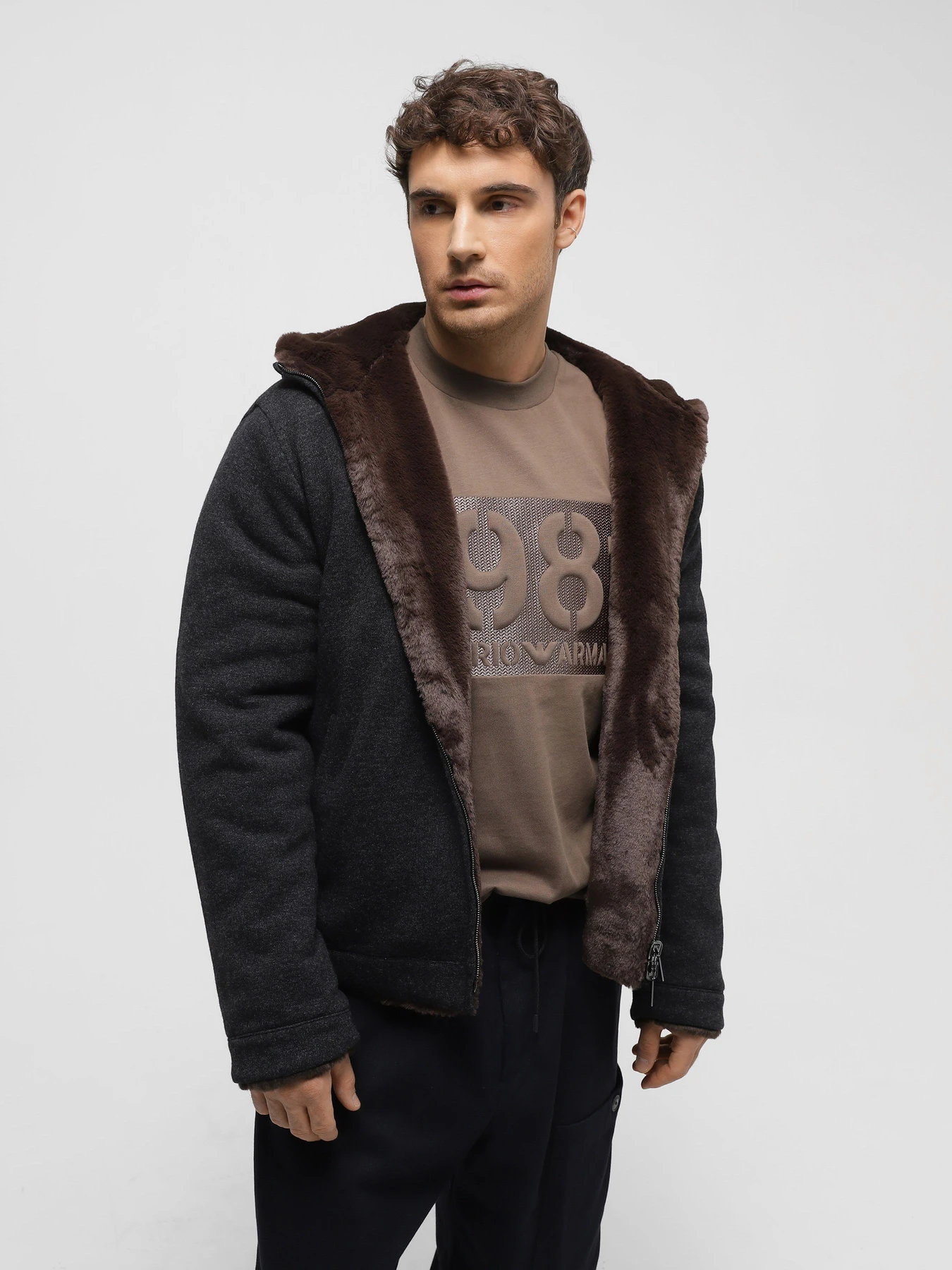 Куртки та дублянки Emporio Armani модель H41R27-E1221-632 Фото