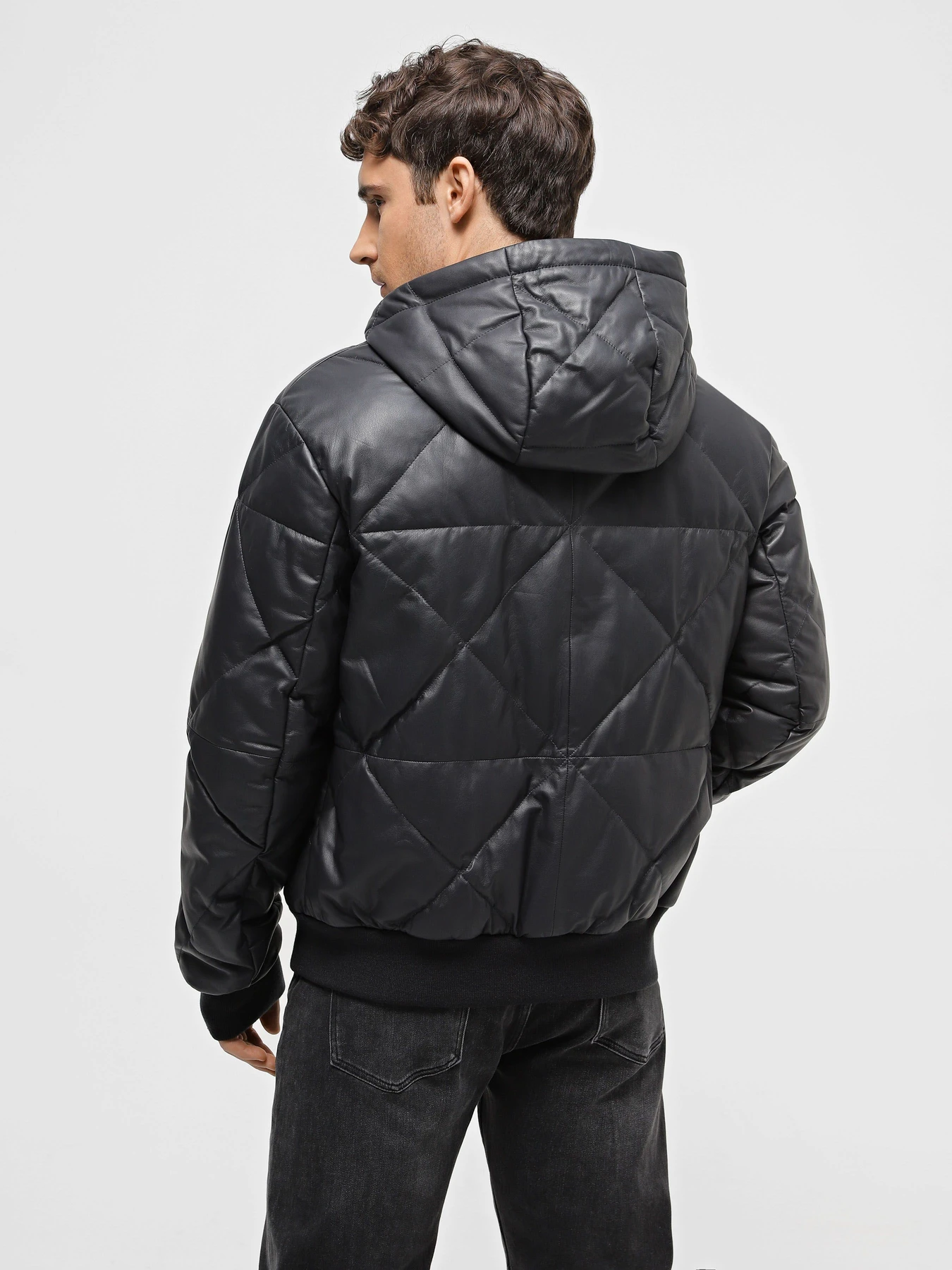 Куртки и дубленки Emporio Armani модель H41R77-E1P77-922 Куртки и дубленки Emporio Armani модель H41R77-E1P77-922 Фото