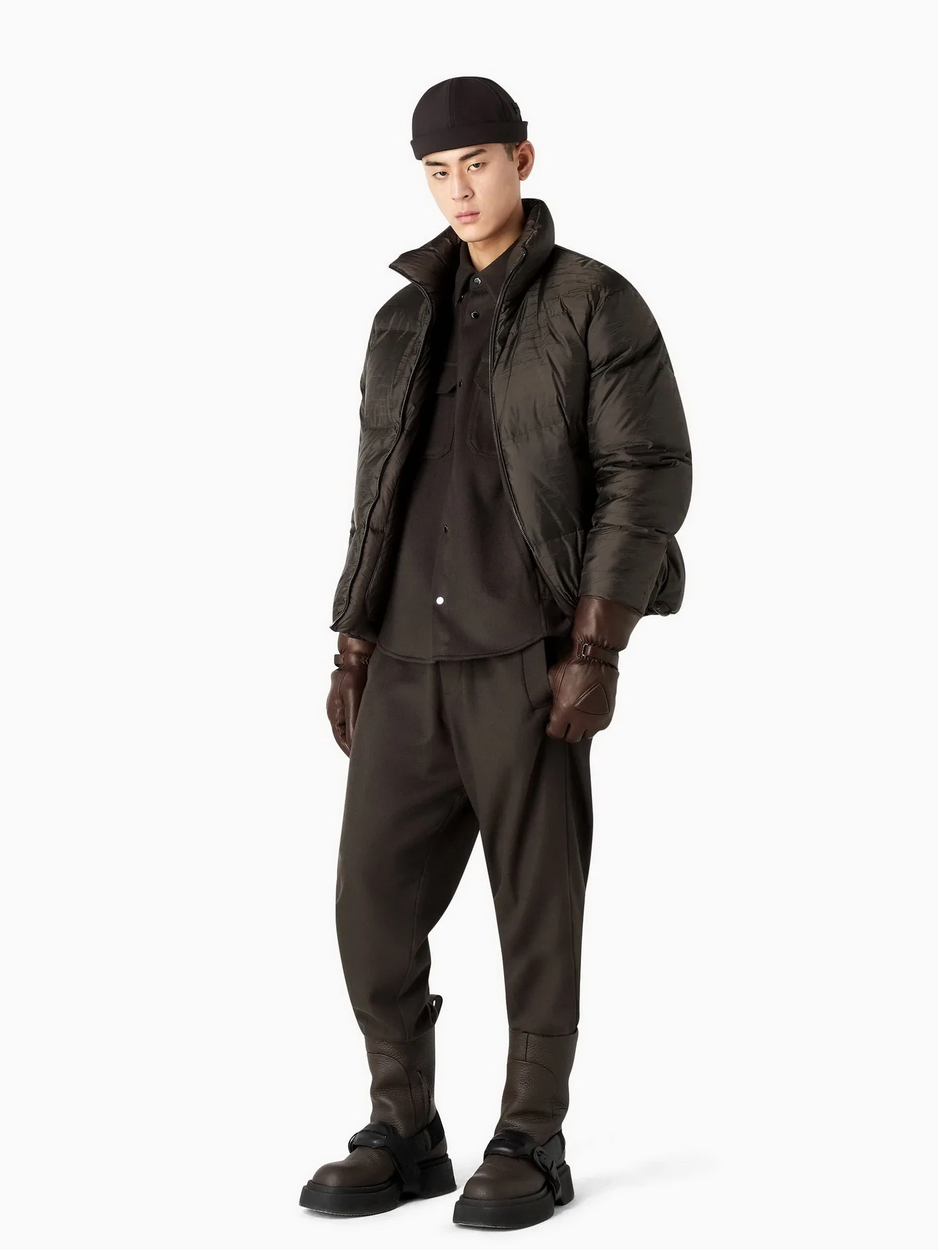 Куртки и дубленки Emporio Armani модель 6R1B65-1NVSZ-F556 Куртки и дубленки Emporio Armani модель 6R1B65-1NVSZ-F556 Фото