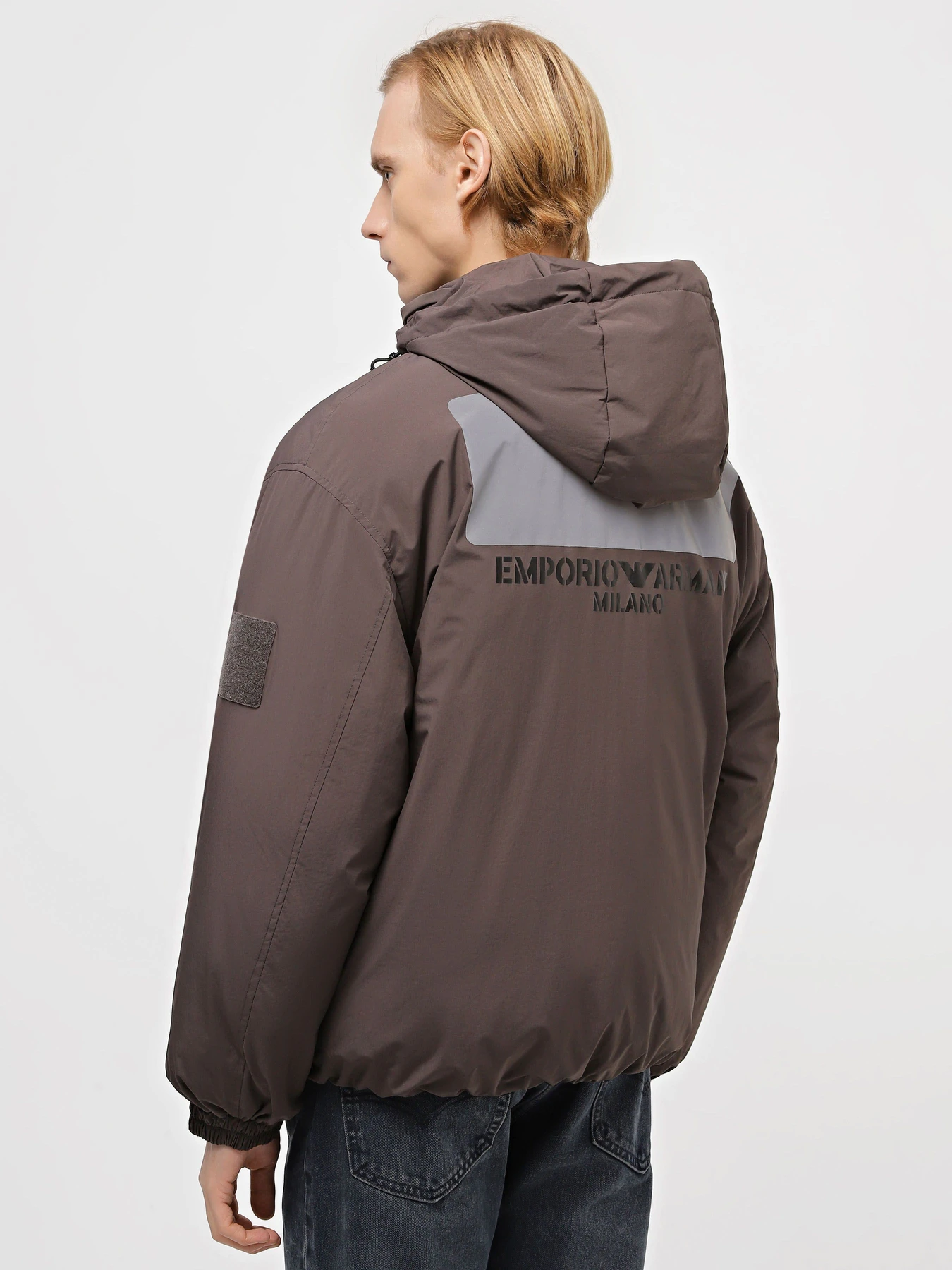 Куртки и дубленки Emporio Armani модель 6R1B68-1NDAZ-05A6 Куртки и дубленки Emporio Armani модель 6R1B68-1NDAZ-05A6 Фото