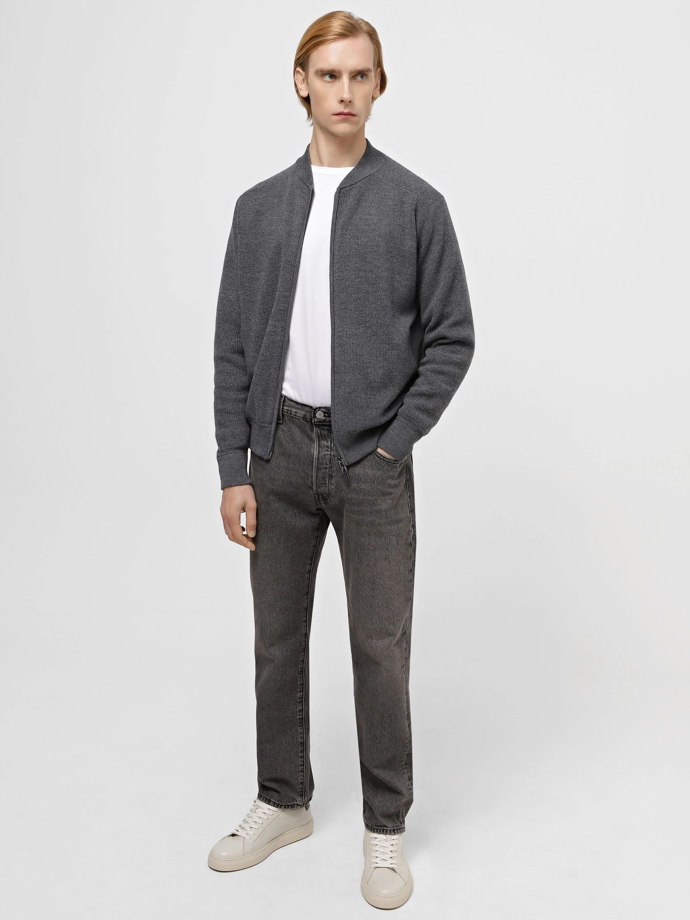 Худи и свитшоты Emporio Armani модель 6R1MXT-1MMBZ-0631 Худи и свитшоты Emporio Armani модель 6R1MXT-1MMBZ-0631 Фото