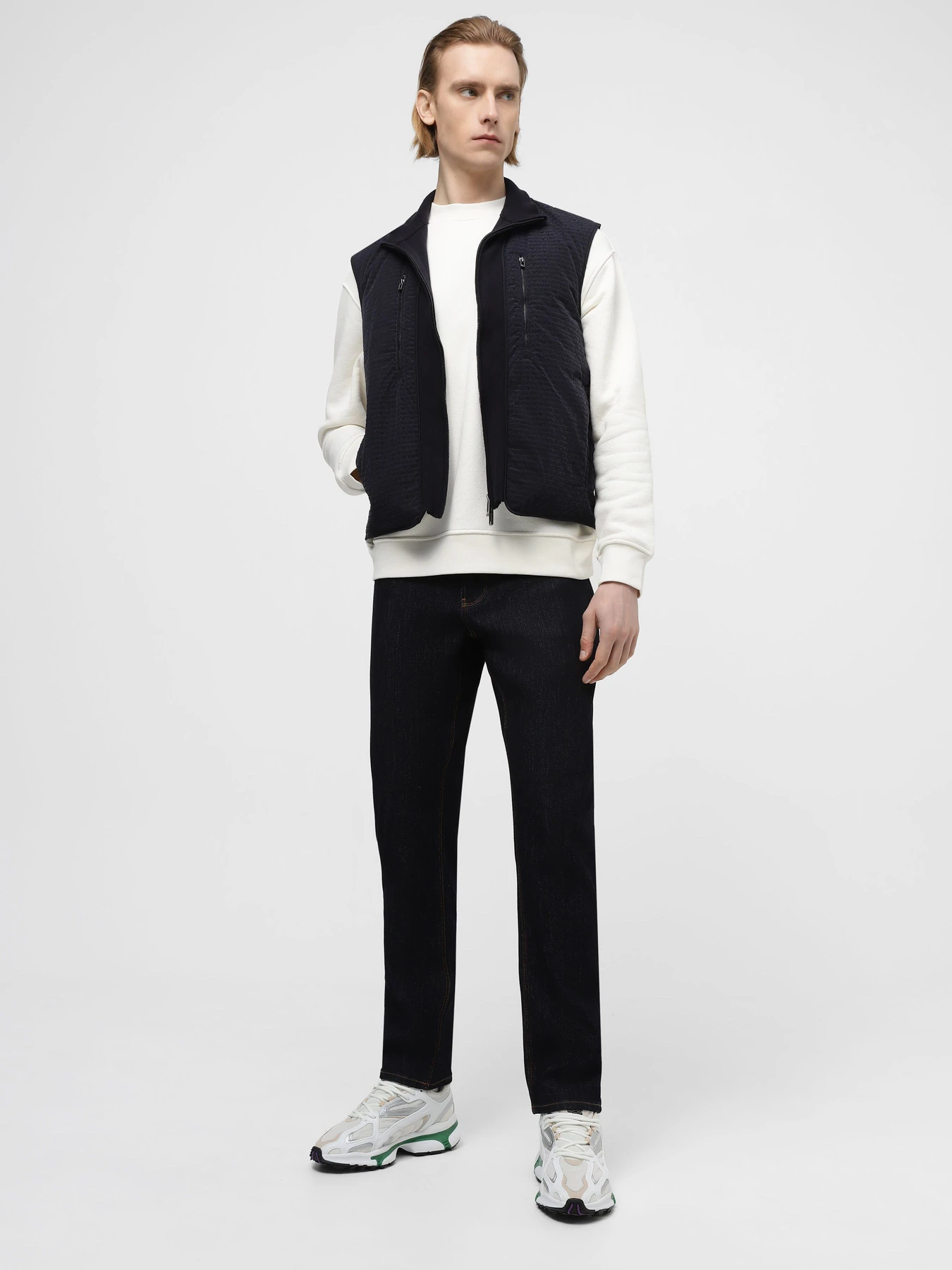 Куртки и дубленки Emporio Armani модель 3D1BA7-1NJXZ-0920 Куртки и дубленки Emporio Armani модель 3D1BA7-1NJXZ-0920 Фото