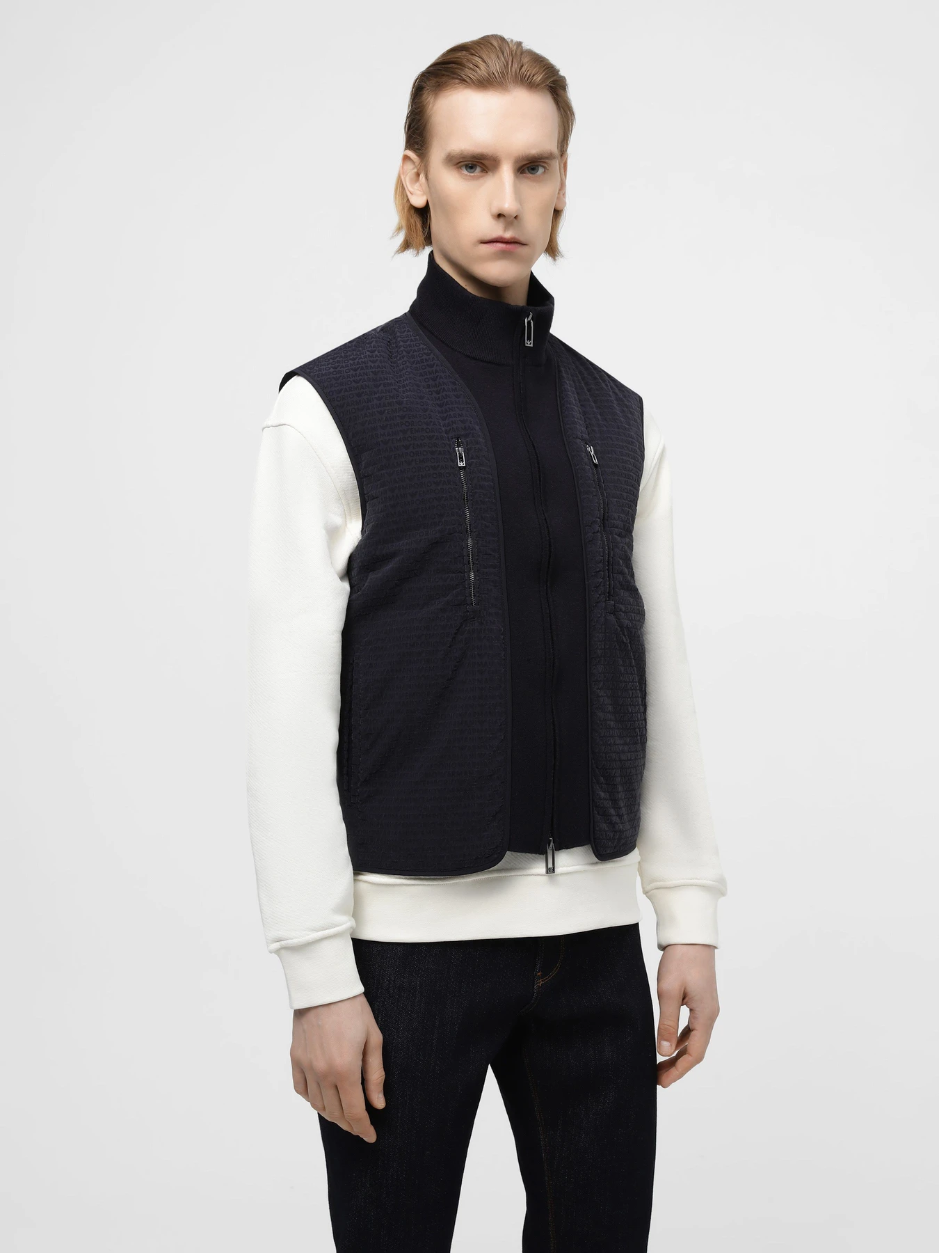 Куртки и дубленки Emporio Armani модель 3D1BA7-1NJXZ-0920 Куртки и дубленки Emporio Armani модель 3D1BA7-1NJXZ-0920 Фото
