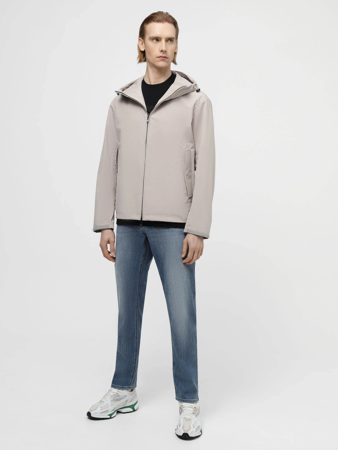 Куртки и дубленки Emporio Armani модель 3D1BB4-1NJVZ-01M5 Куртки и дубленки Emporio Armani модель 3D1BB4-1NJVZ-01M5 Фото