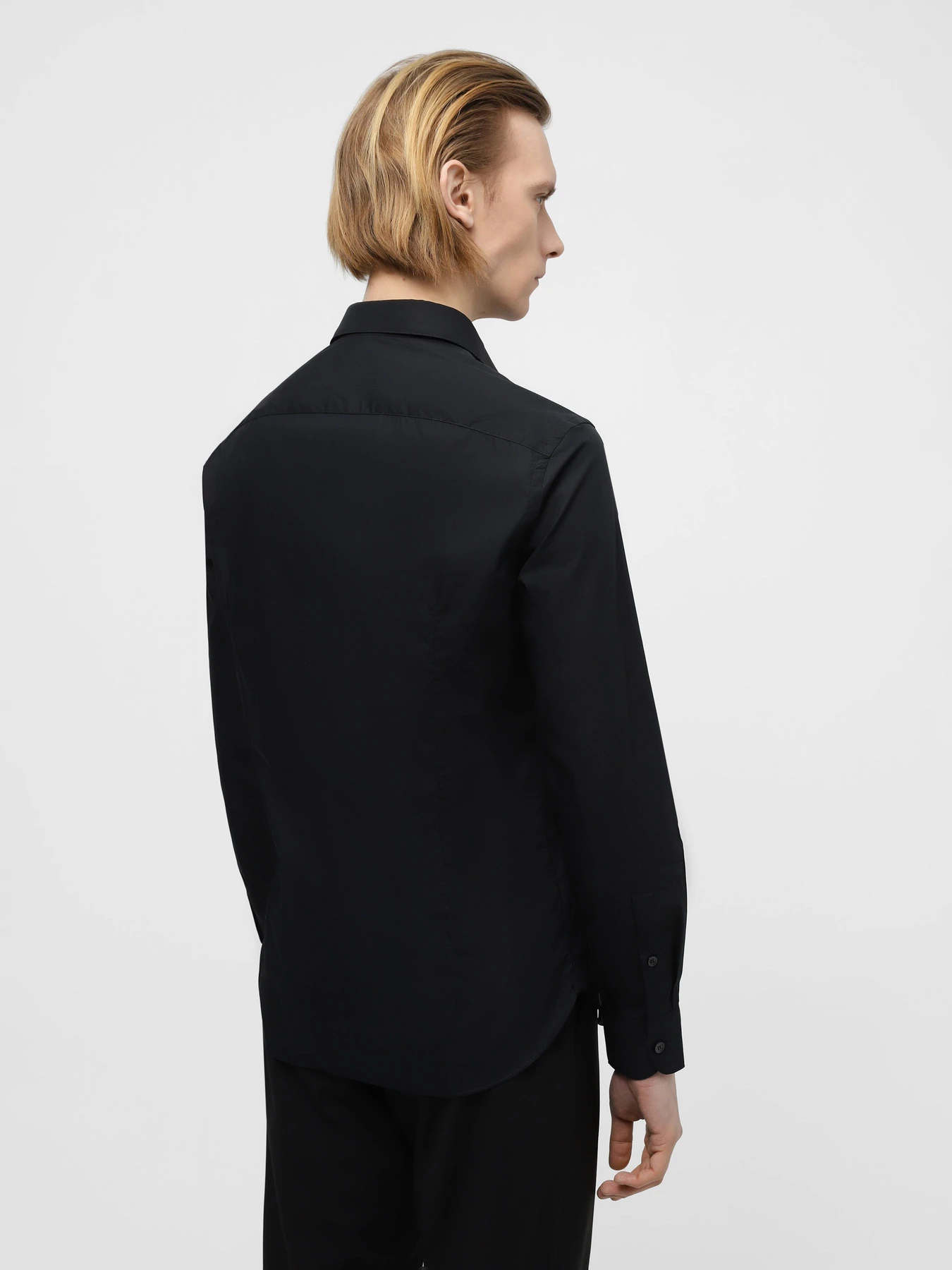 Рубашки Emporio Armani модель 3D1C86-1K2NZ-0999 Рубашки Emporio Armani модель 3D1C86-1K2NZ-0999 Фото