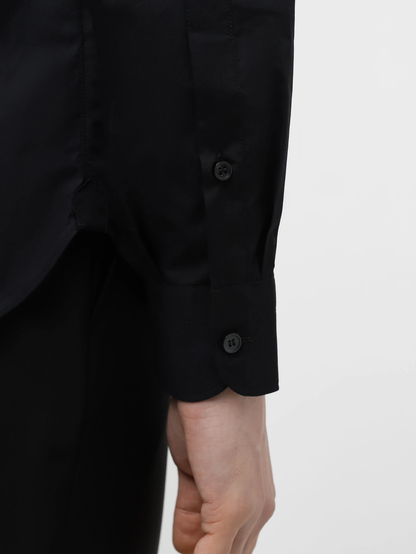 Рубашки Emporio Armani модель 3D1C86-1K2NZ-0999 Рубашки Emporio Armani модель 3D1C86-1K2NZ-0999 Фото