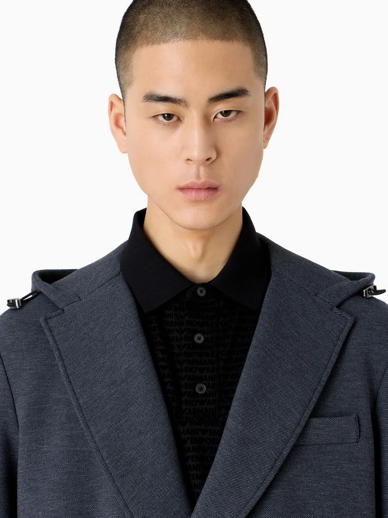 Пиджаки Emporio Armani модель 3D1GF1-1JOGZ-F917 Пиджаки Emporio Armani модель 3D1GF1-1JOGZ-F917 Фото