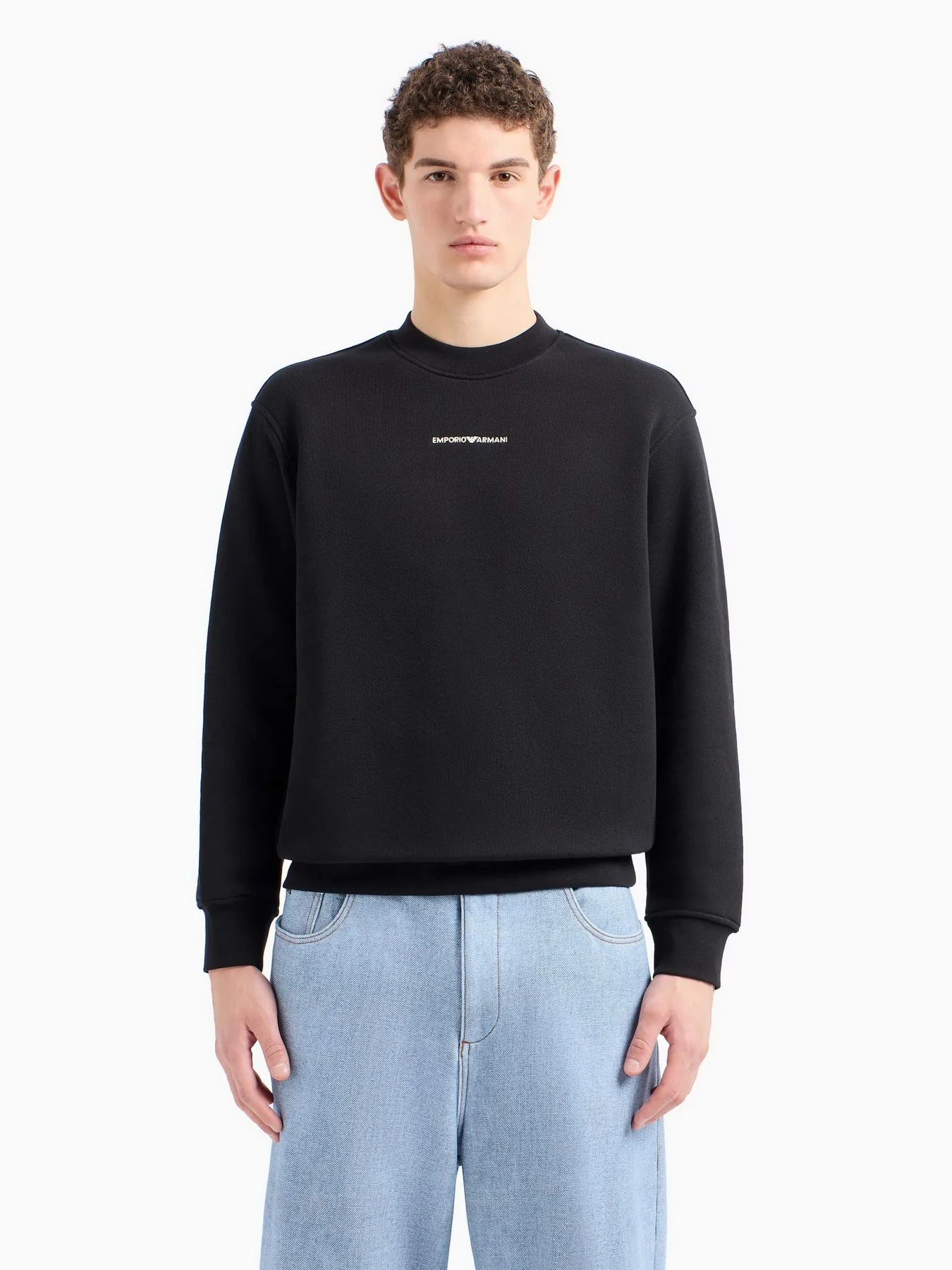 Худи и свитшоты Emporio Armani модель 3D1MEC-1JODZ-0033 Худи и свитшоты Emporio Armani модель 3D1MEC-1JODZ-0033 Фото