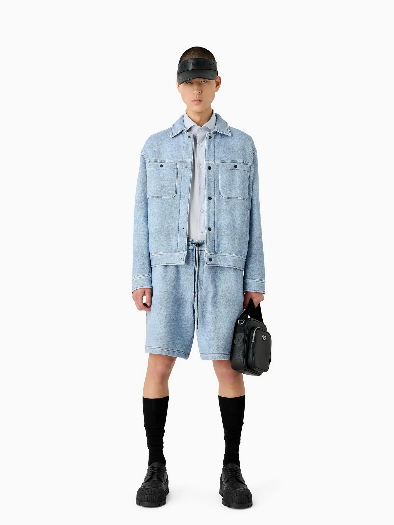 Куртки и дубленки Emporio Armani модель 3D1MEF-1JWPZ-F917 Фото