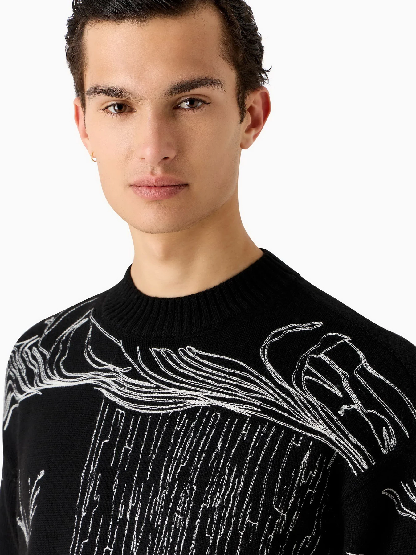 Свитры и кардиганы Emporio Armani модель 3D1MV2-1M02Z-0999 Свитры и кардиганы Emporio Armani модель 3D1MV2-1M02Z-0999 Фото