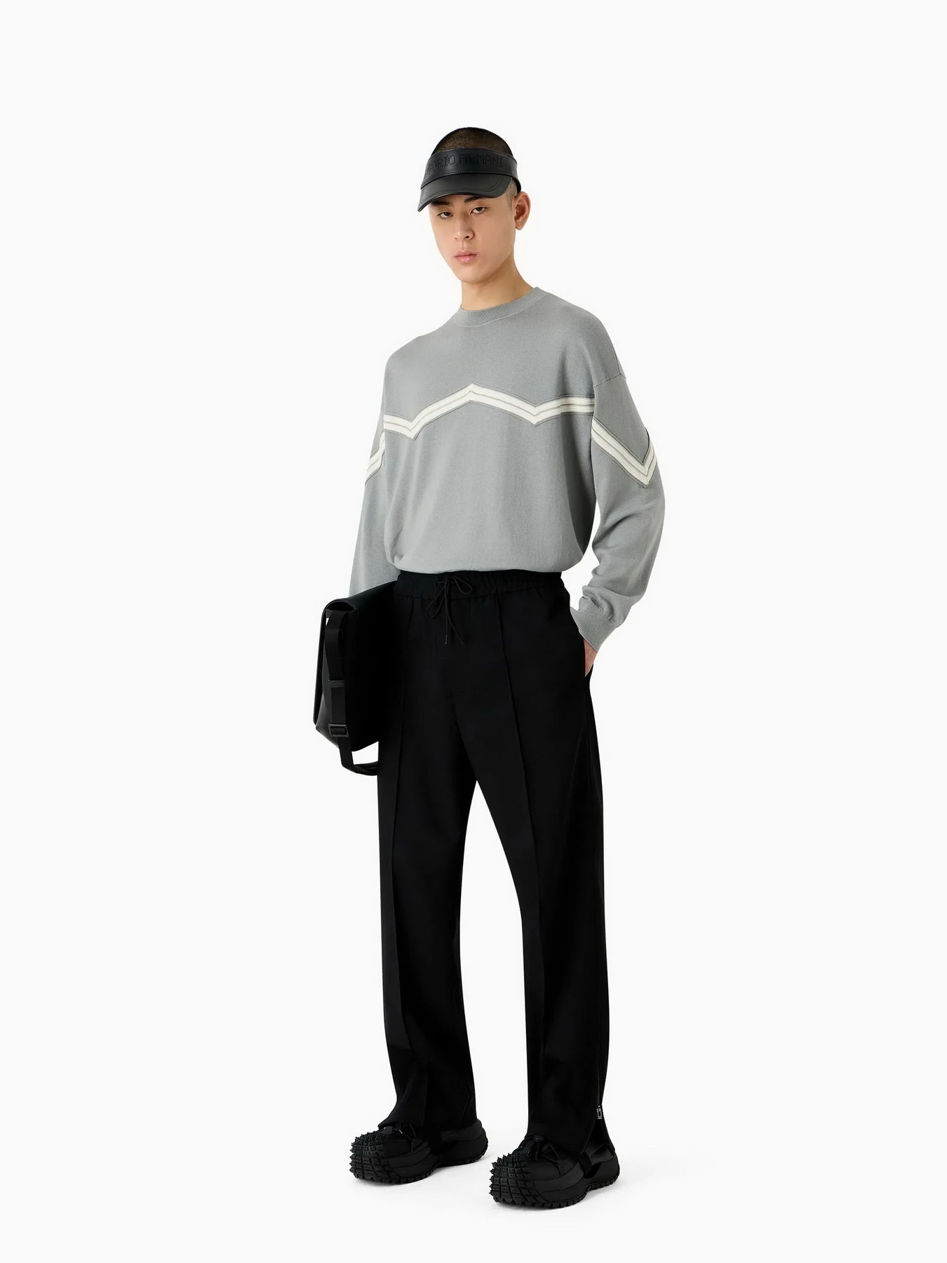 Штани Emporio Armani модель 3D1PN4-1NFVZ-0999 Штани Emporio Armani модель 3D1PN4-1NFVZ-0999 Фото