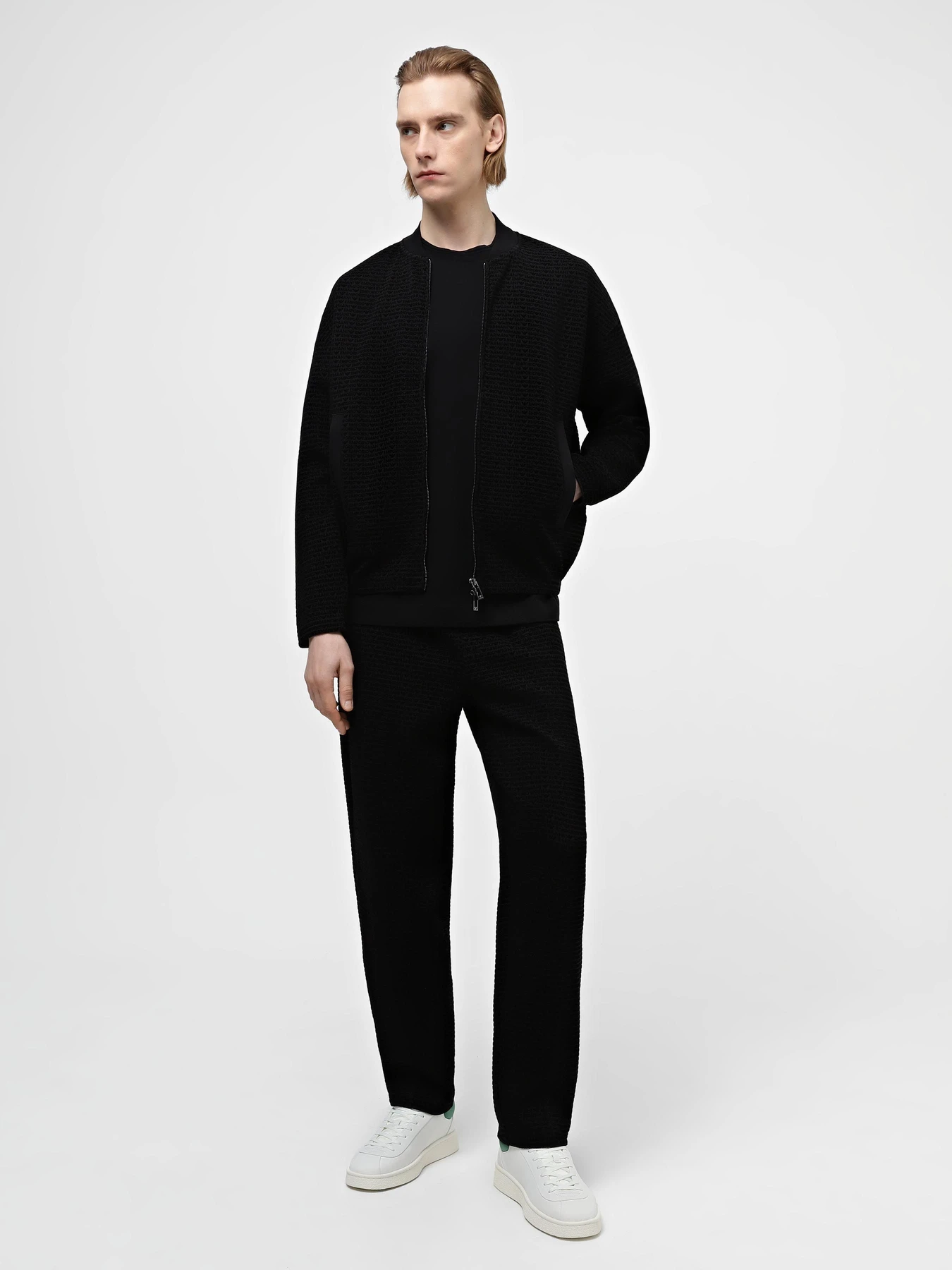 Штани Emporio Armani модель 3D1PR1-1JHSZ-0999 Штани Emporio Armani модель 3D1PR1-1JHSZ-0999 Фото