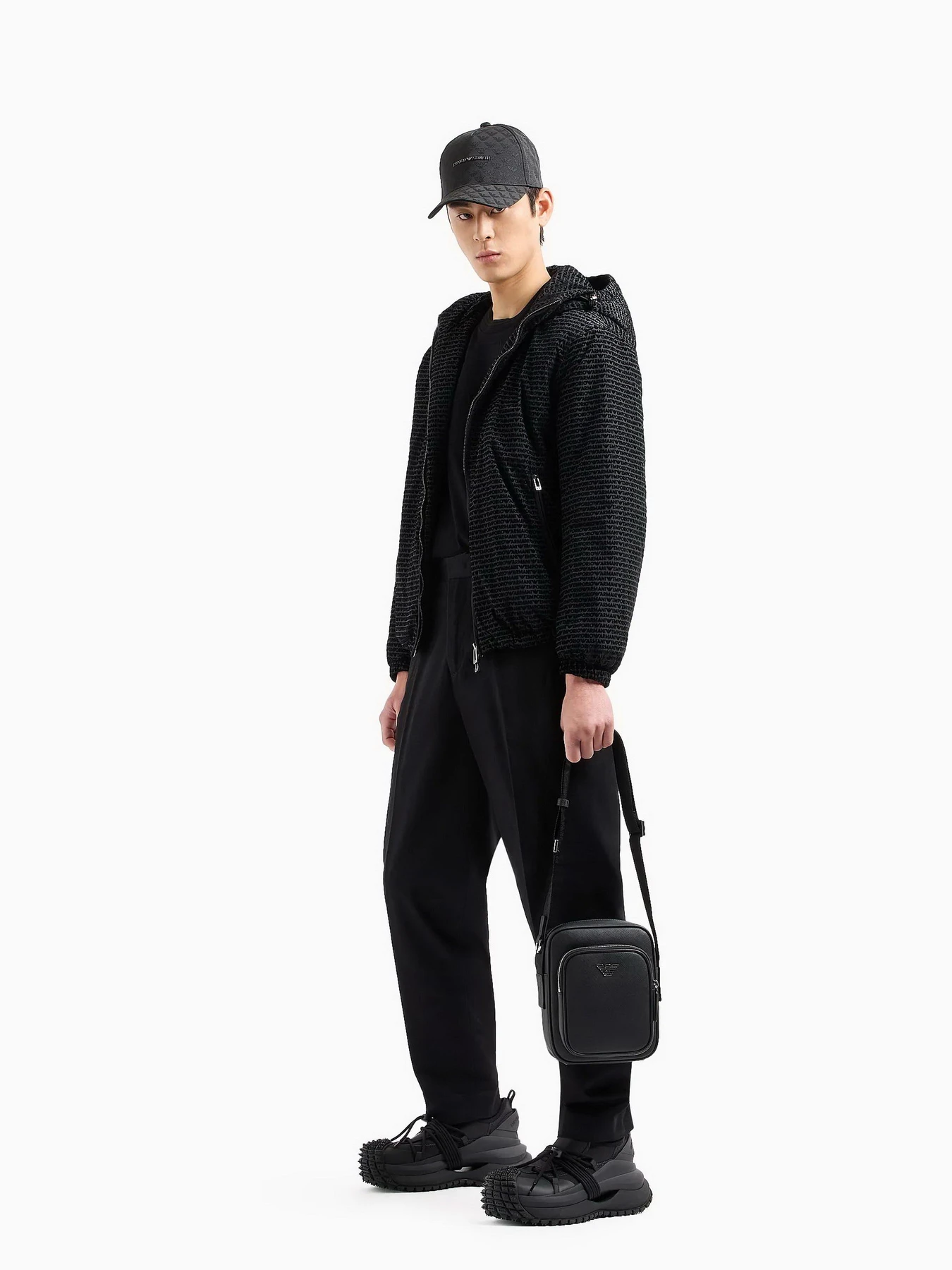 Футболки и поло Emporio Armani модель 3D1T94-1JWZZ-0030 Футболки и поло Emporio Armani модель 3D1T94-1JWZZ-0030 Фото