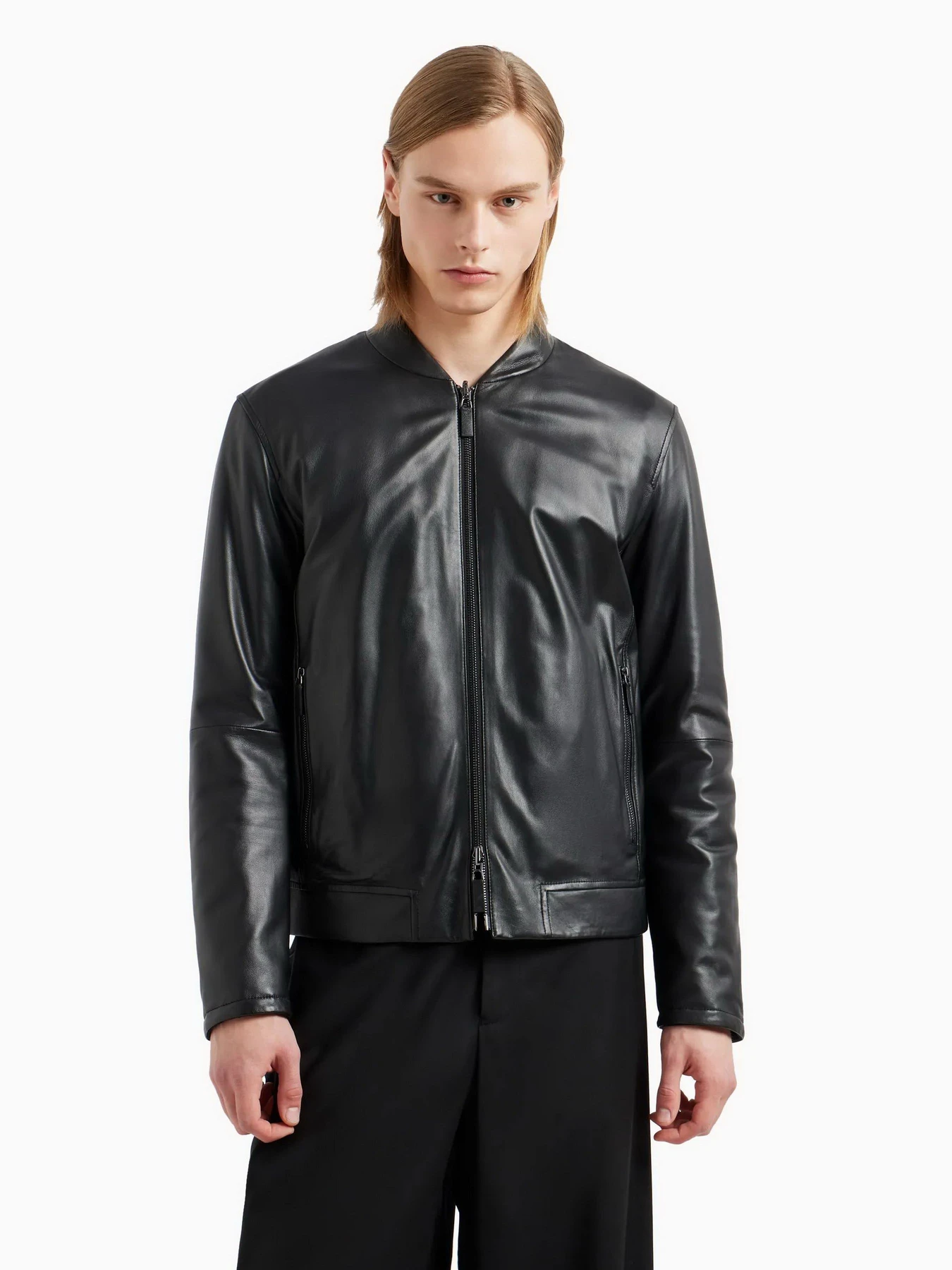 Куртки и дубленки Emporio Armani модель E31R80-F1P80-999 Куртки и дубленки Emporio Armani модель E31R80-F1P80-999 Фото