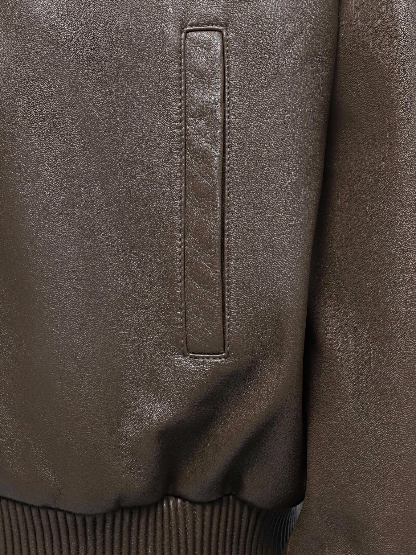 Куртки и дубленки Emporio Armani модель E31R82-F1P82-487 Куртки и дубленки Emporio Armani модель E31R82-F1P82-487 Фото