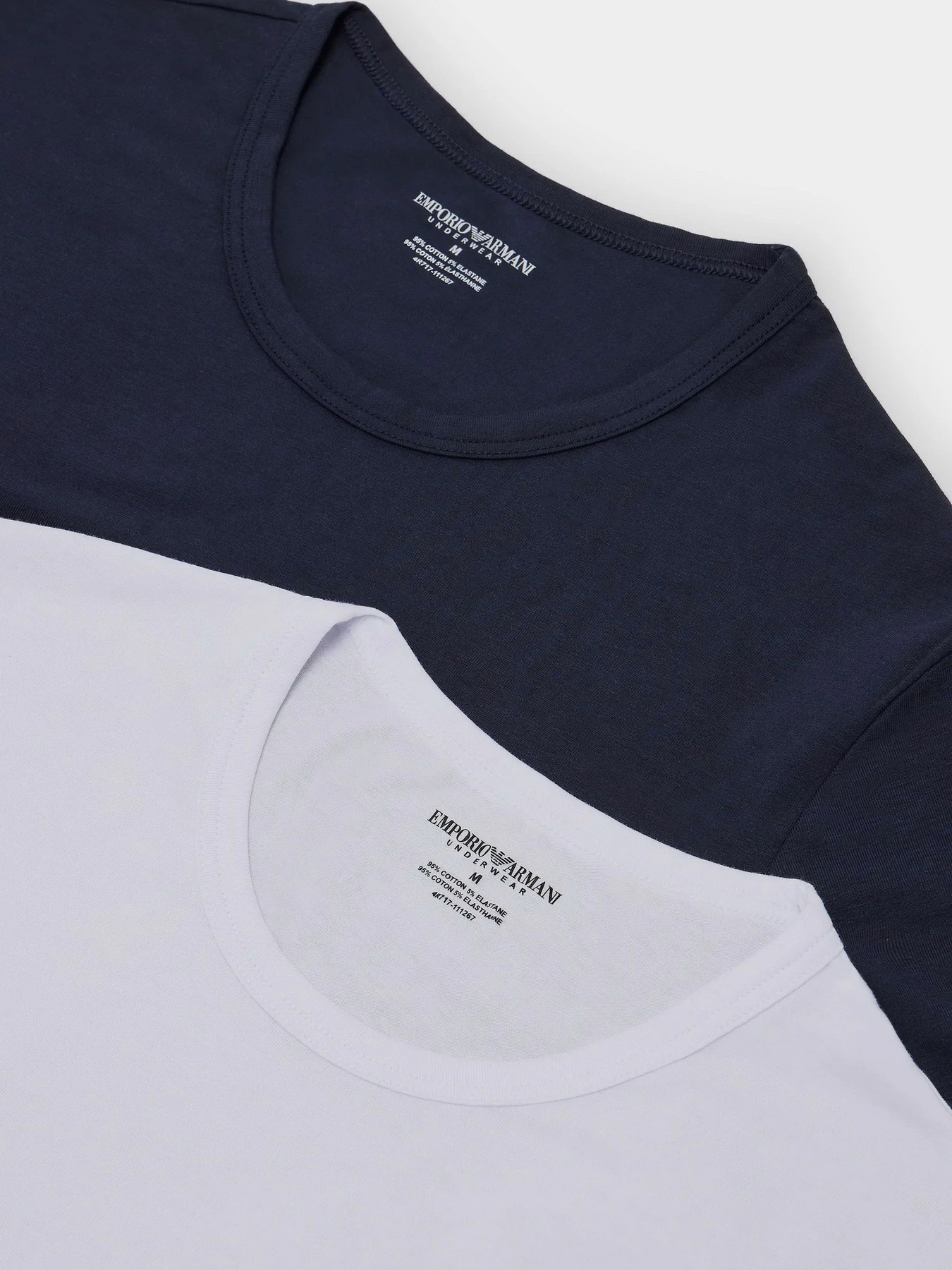 Футболки и поло Emporio Armani модель 111267-4R717-10410 Футболки и поло Emporio Armani модель 111267-4R717-10410 Фото