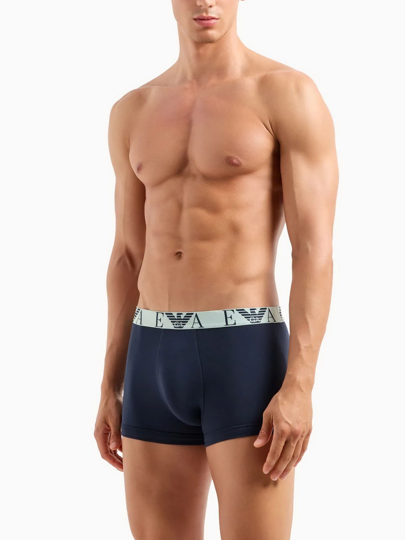 Нижнее белье Emporio Armani модель 111357-4R715-18011 Нижнее белье Emporio Armani модель 111357-4R715-18011 Фото