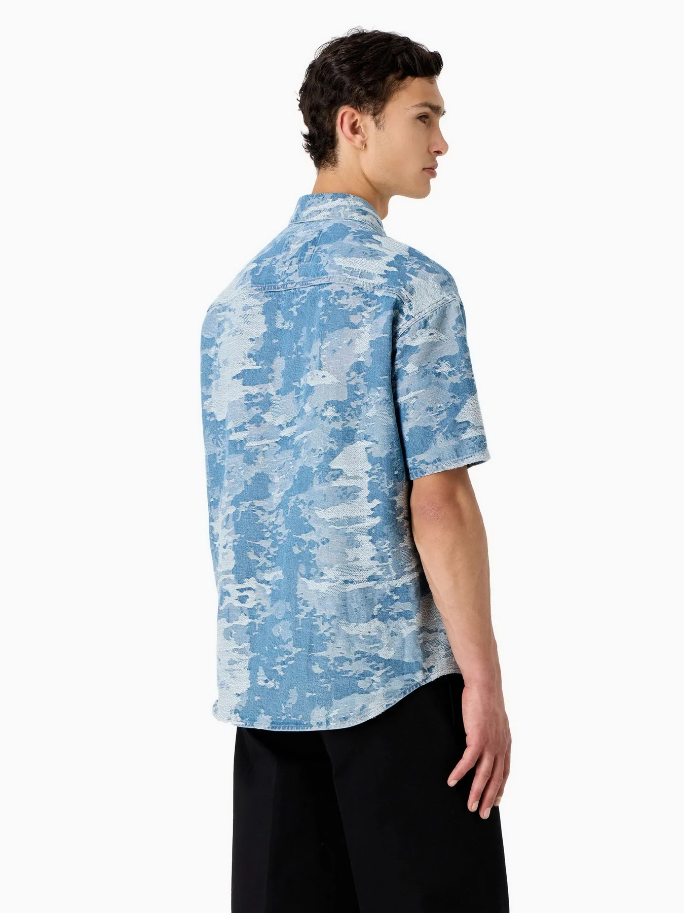 Рубашки Emporio Armani модель 3D1CD1-1DTBZ-F931 Рубашки Emporio Armani модель 3D1CD1-1DTBZ-F931 Фото