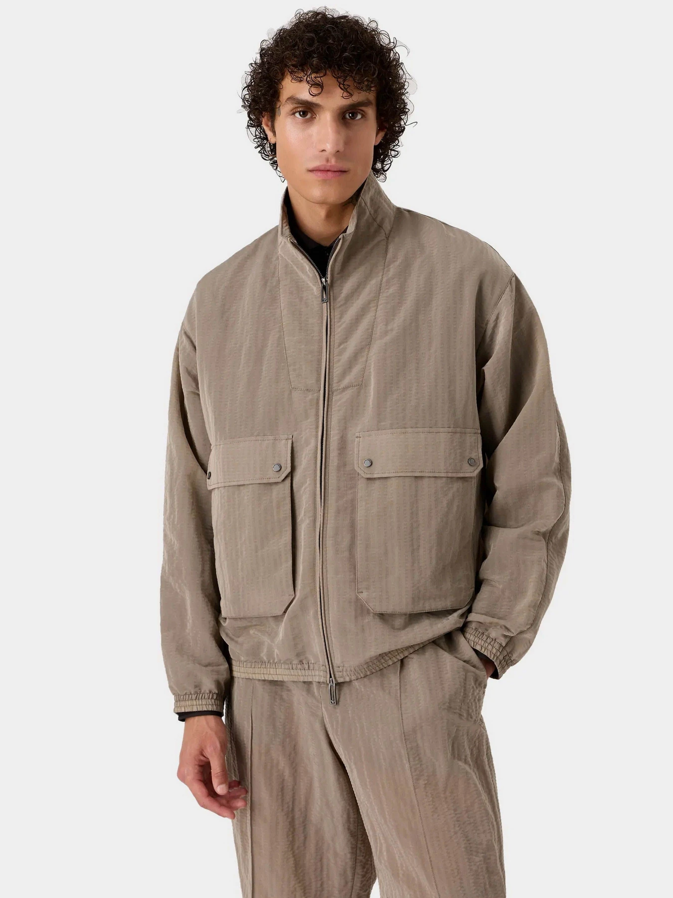 Куртки и дубленки Emporio Armani модель 3D1BG7-1NJUZ-0650 Фото