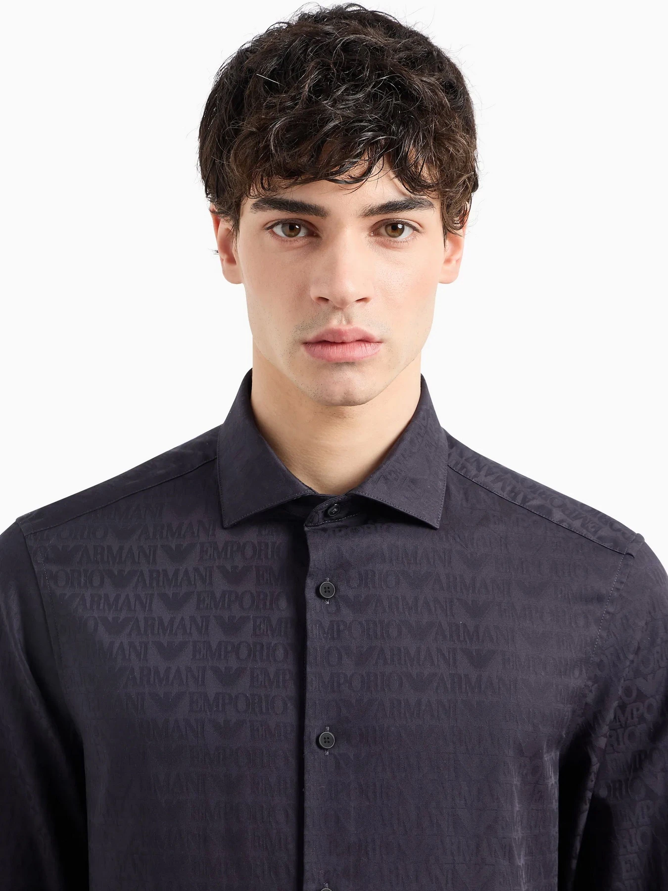 Рубашки Emporio Armani модель 3D1C86-1NIUZ-F922 Рубашки Emporio Armani модель 3D1C86-1NIUZ-F922 Фото