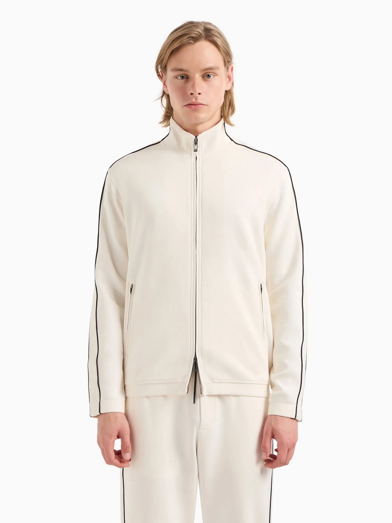 Худи и свитшоты Emporio Armani модель 3D1M69-1JHSZ-0128 Худи и свитшоты Emporio Armani модель 3D1M69-1JHSZ-0128 Фото
