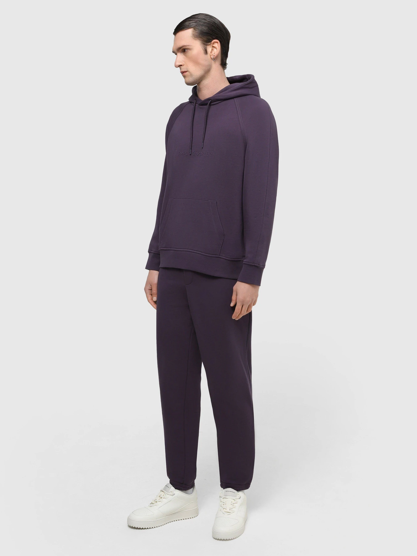 Худи и свитшоты Emporio Armani модель 3D1M88-1JOQZ-0861 Худи и свитшоты Emporio Armani модель 3D1M88-1JOQZ-0861 Фото