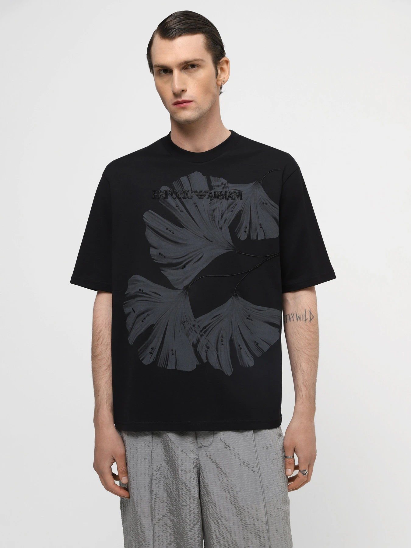 Футболки и поло Emporio Armani модель 3D1T6S-1J7FZ-0069 Футболки и поло Emporio Armani модель 3D1T6S-1J7FZ-0069 Фото