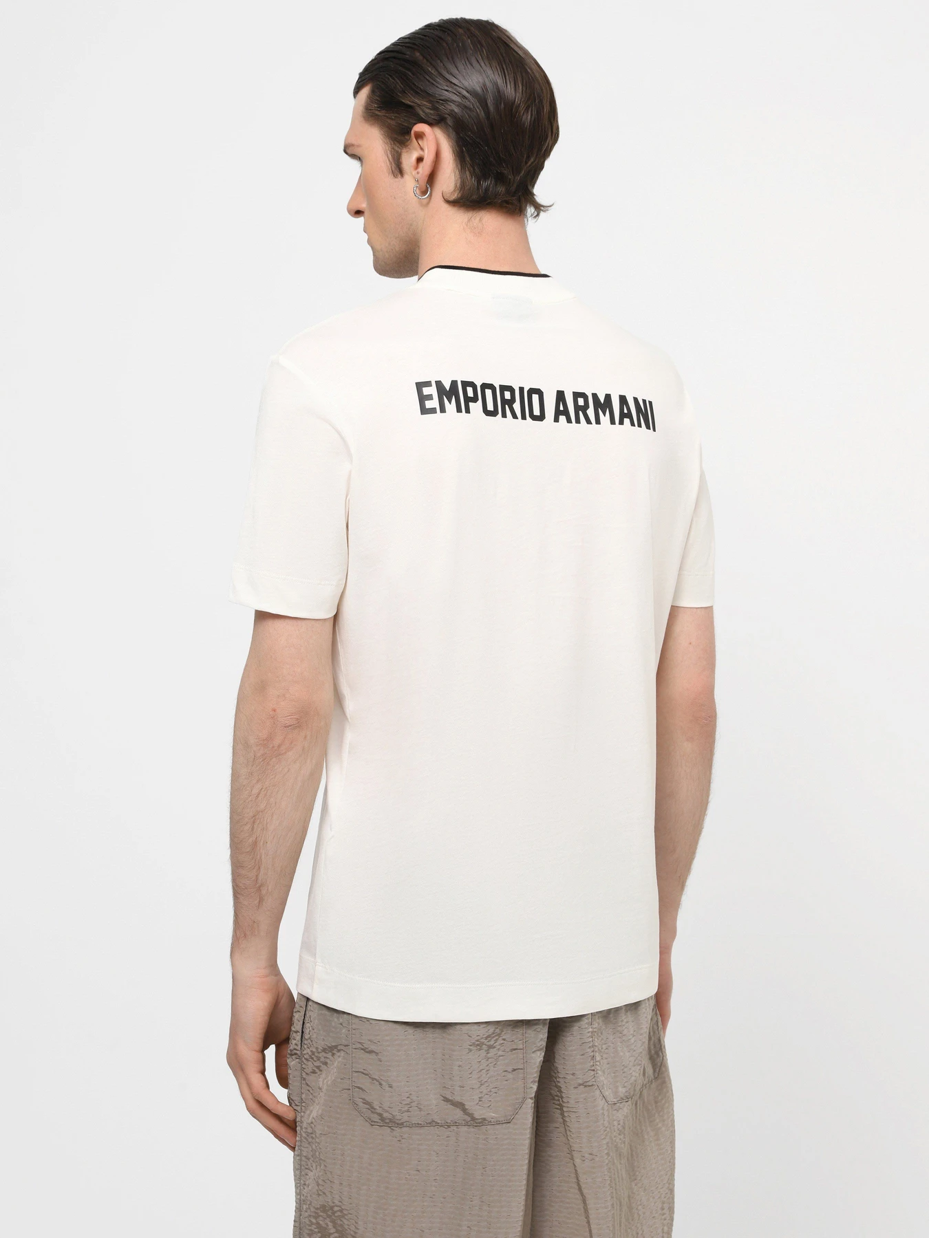 Футболки и поло Emporio Armani модель 3D1T73-1JPZZ-01B4 Футболки и поло Emporio Armani модель 3D1T73-1JPZZ-01B4 Фото