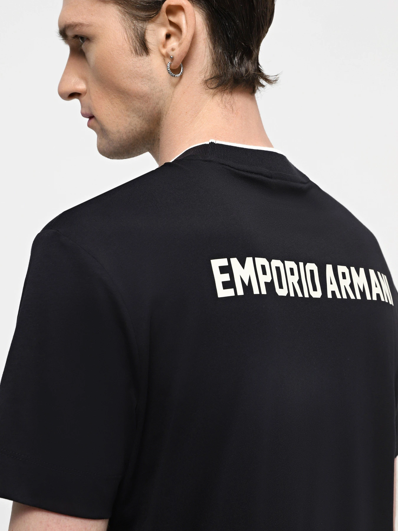Футболки и поло Emporio Armani модель 3D1T73-1JPZZ-09R5 Футболки и поло Emporio Armani модель 3D1T73-1JPZZ-09R5 Фото