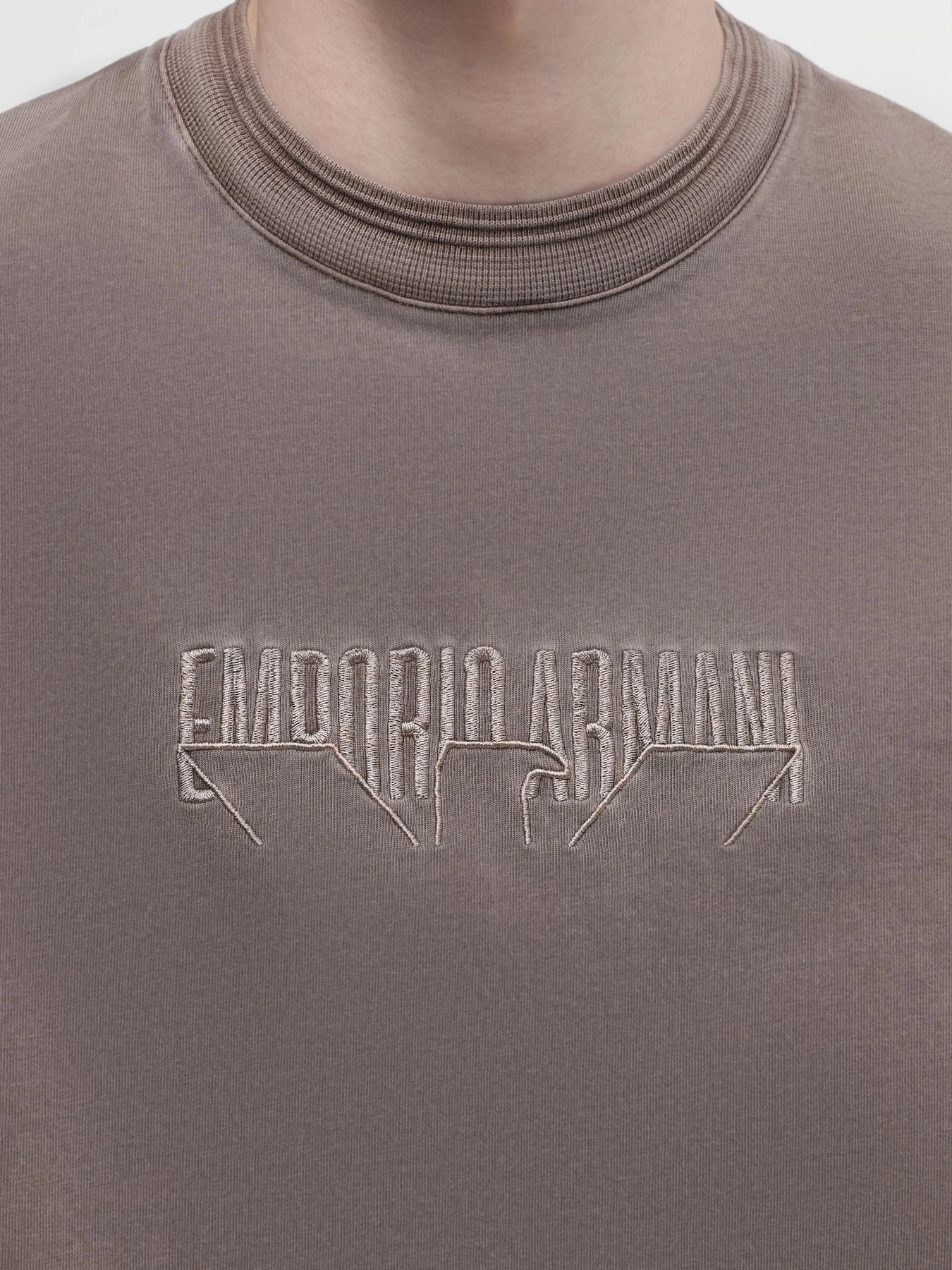 Футболки и поло Emporio Armani модель 3D1T75-1JWZZ-0440 Футболки и поло Emporio Armani модель 3D1T75-1JWZZ-0440 Фото