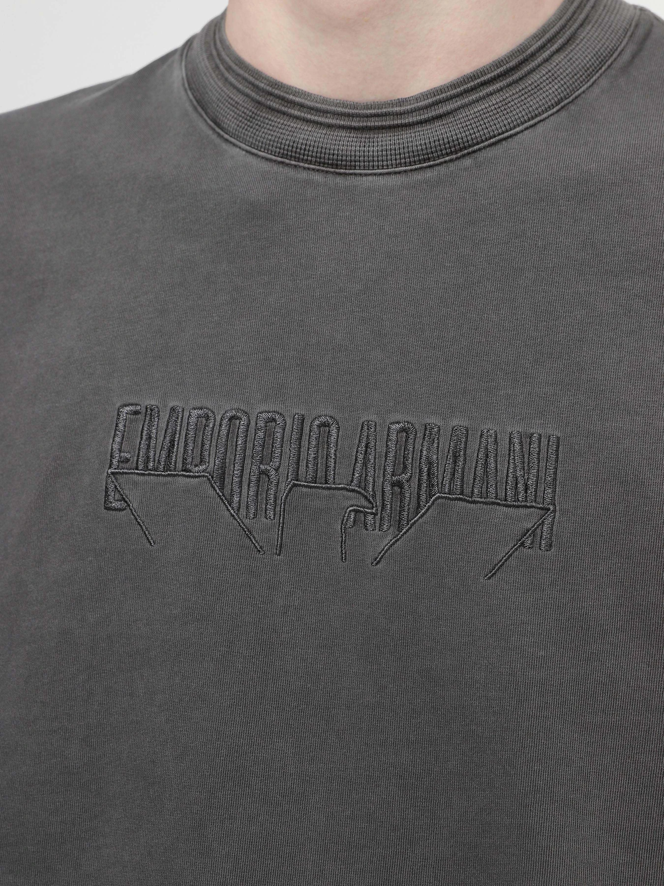 Футболки и поло Emporio Armani модель 3D1T75-1JWZZ-0639 Футболки и поло Emporio Armani модель 3D1T75-1JWZZ-0639 Фото