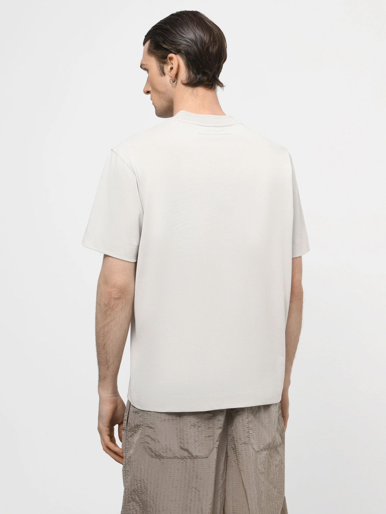 Футболки и поло Emporio Armani модель 3D1T89-1JWZZ-0646 Футболки и поло Emporio Armani модель 3D1T89-1JWZZ-0646 Фото