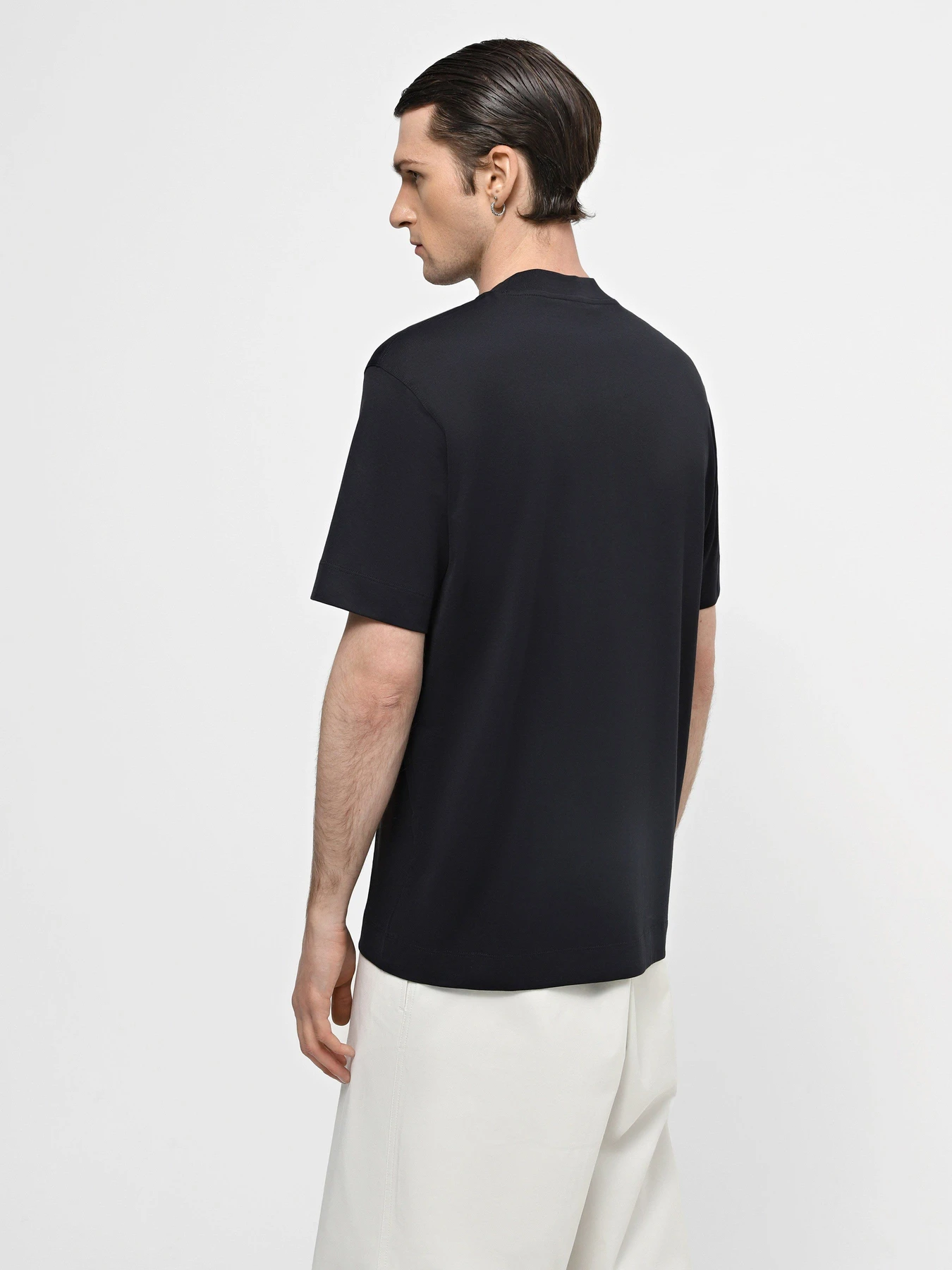 Футболки и поло Emporio Armani модель 3D1TH3-1JOCZ-09Q7 Футболки и поло Emporio Armani модель 3D1TH3-1JOCZ-09Q7 Фото