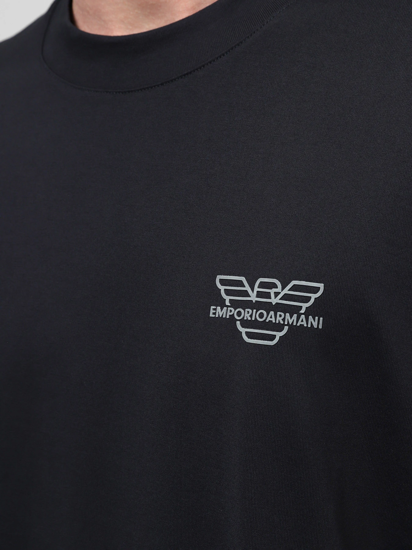 Футболки и поло Emporio Armani модель 3D1TH3-1JOCZ-09Q7 Футболки и поло Emporio Armani модель 3D1TH3-1JOCZ-09Q7 Фото