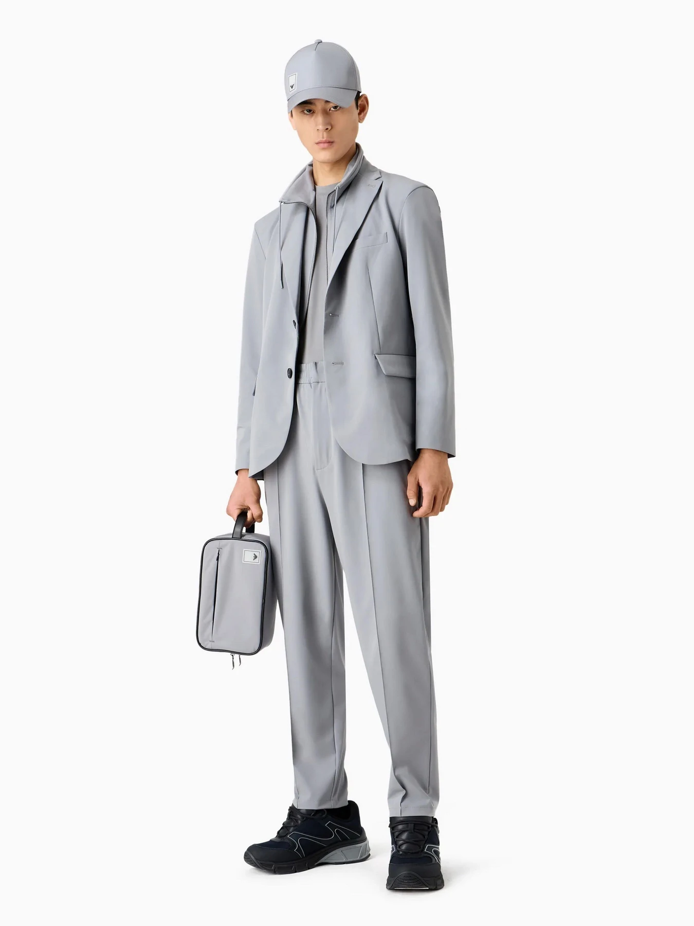 Футболки и поло Emporio Armani Travel Essentials модель EM000079-AF10094-U8060 Фото